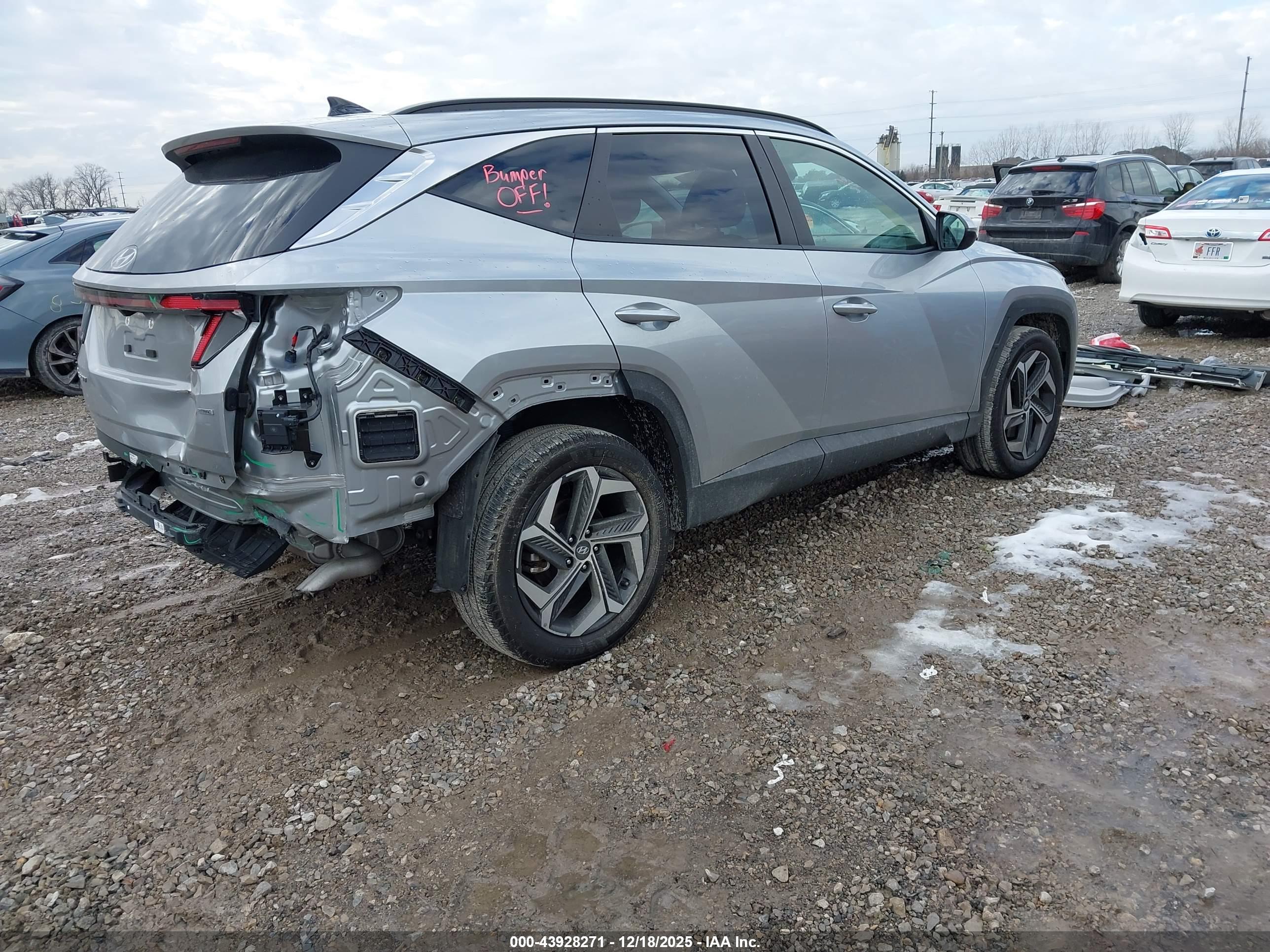 HYUNDAI TUCSON image 4