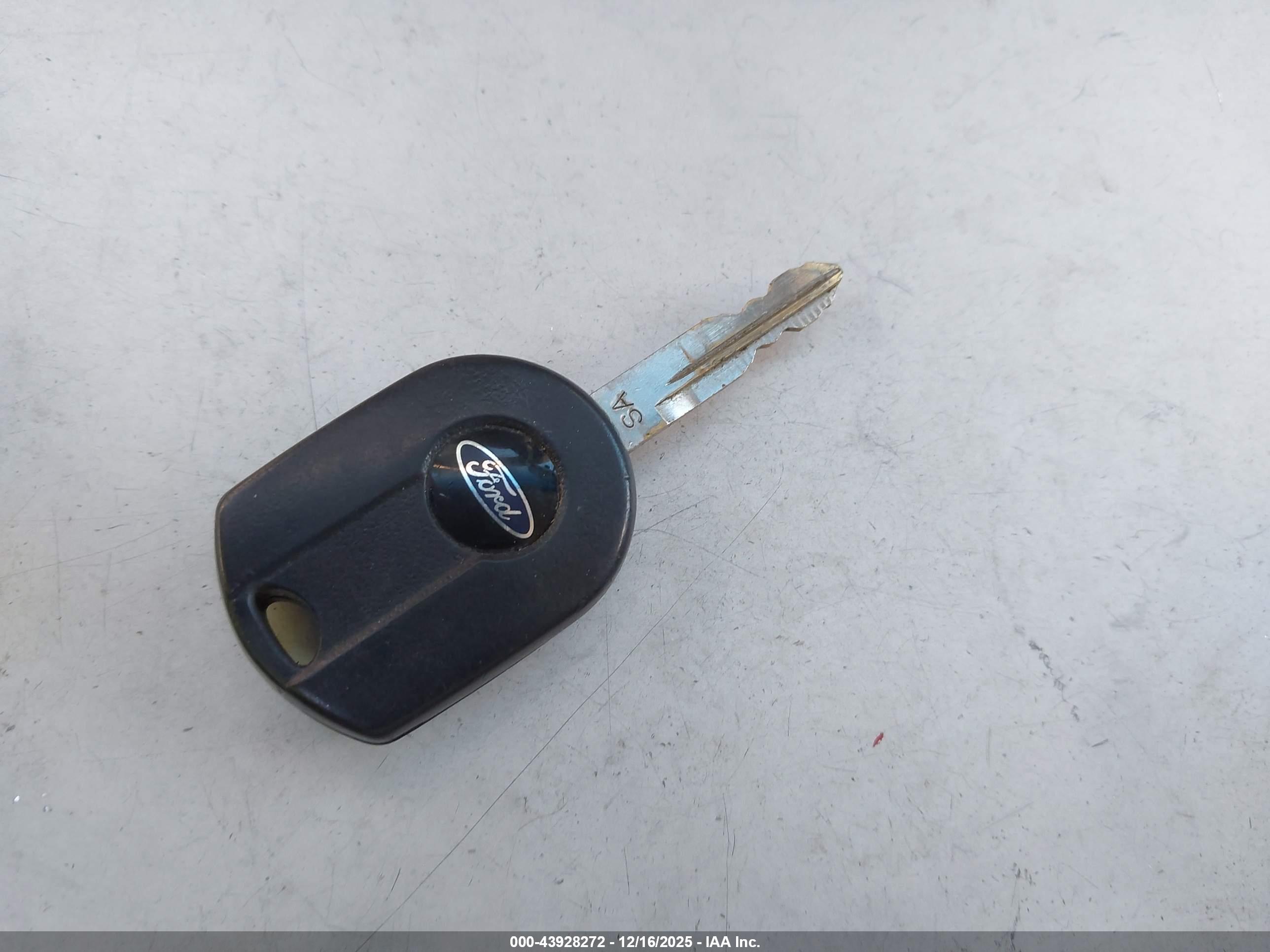 FORD EXPEDITION image 11