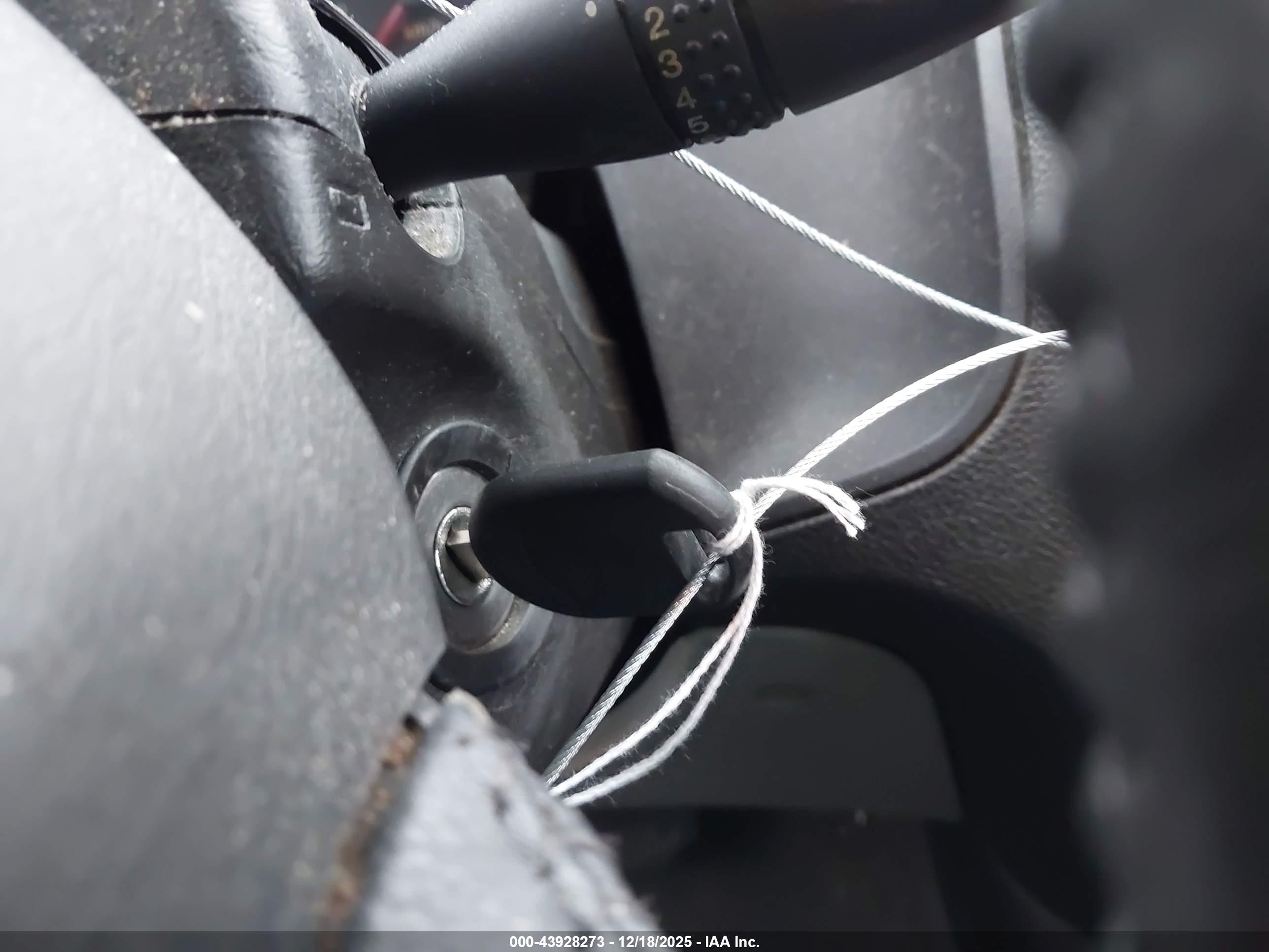 FORD FOCUS image 11