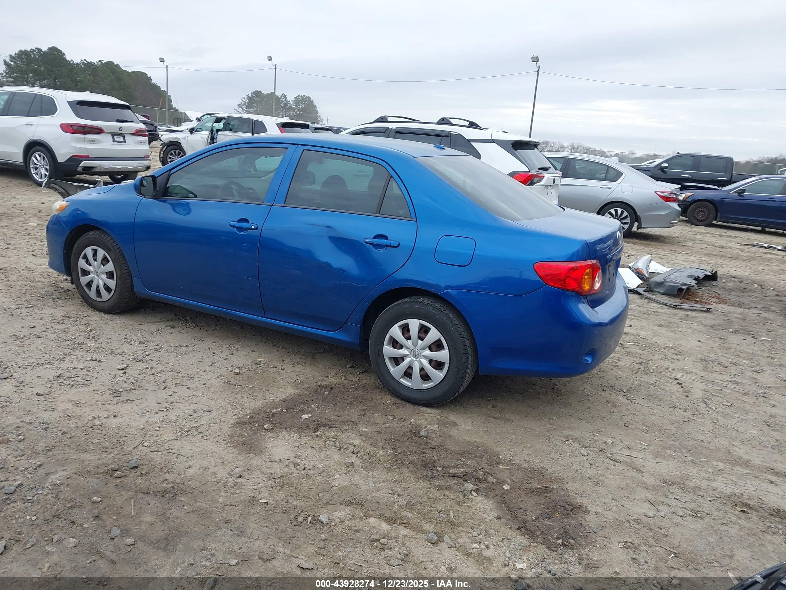 TOYOTA COROLLA image 3