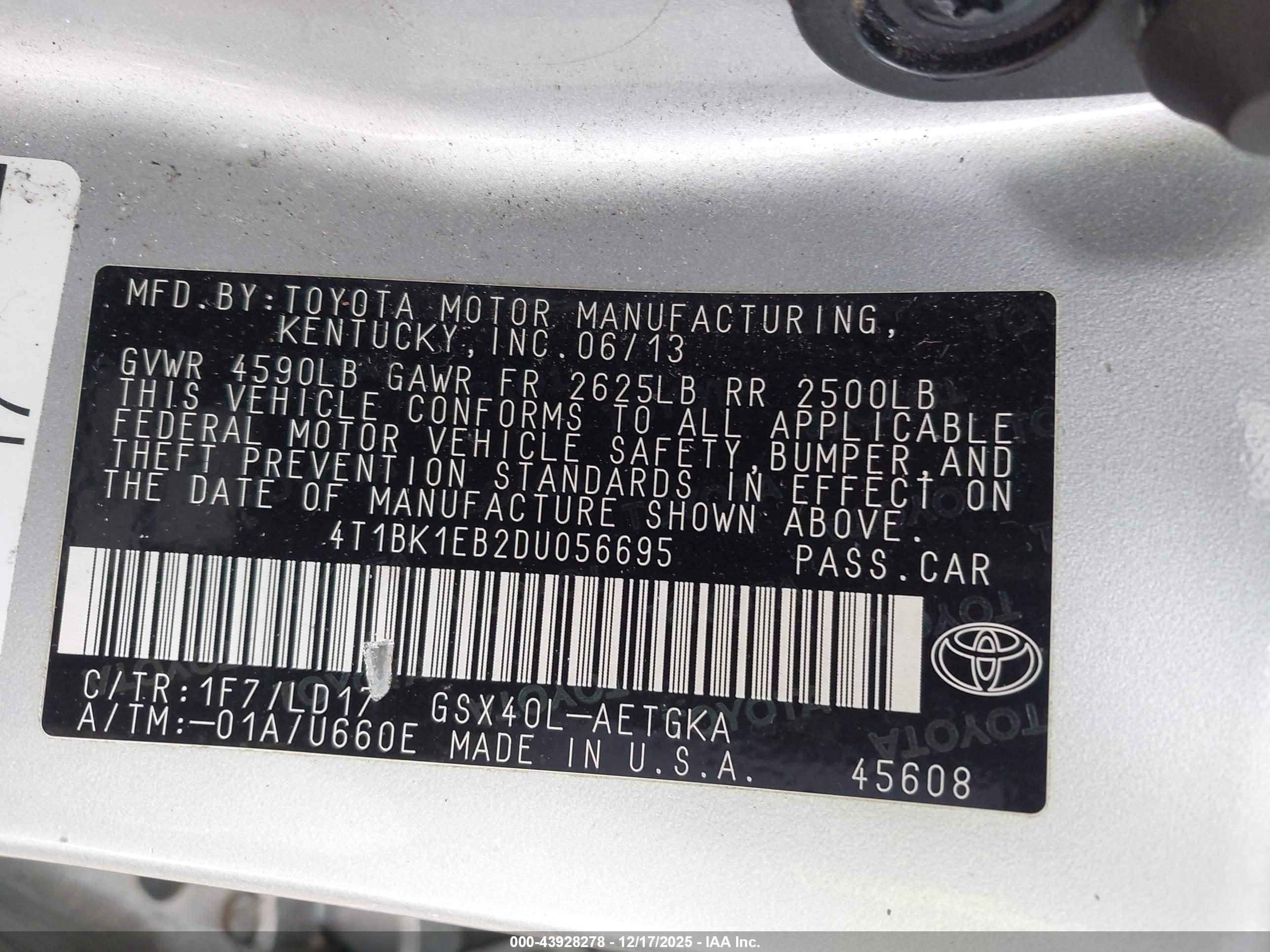 TOYOTA AVALON image 9