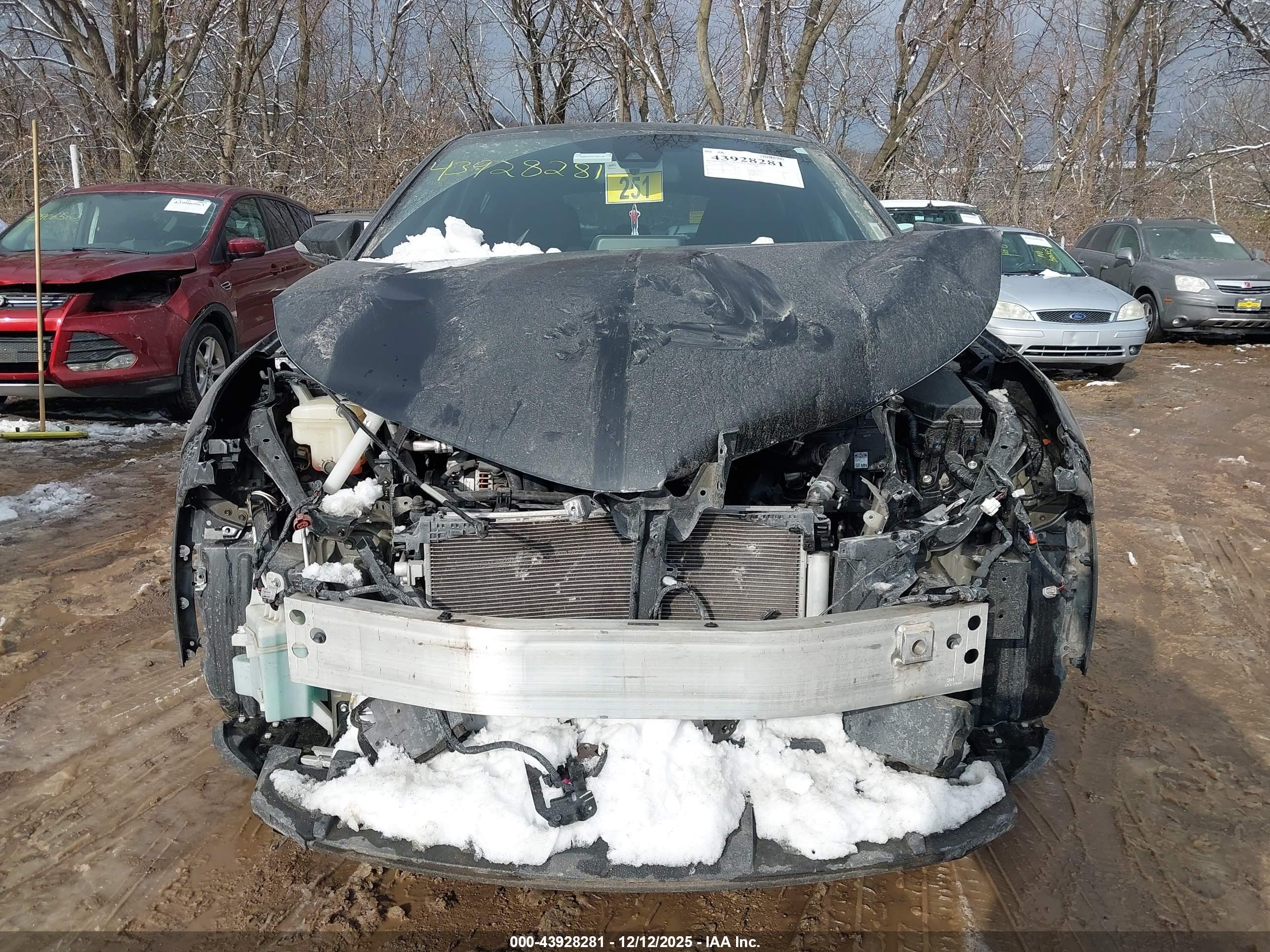 TOYOTA C-HR image 6