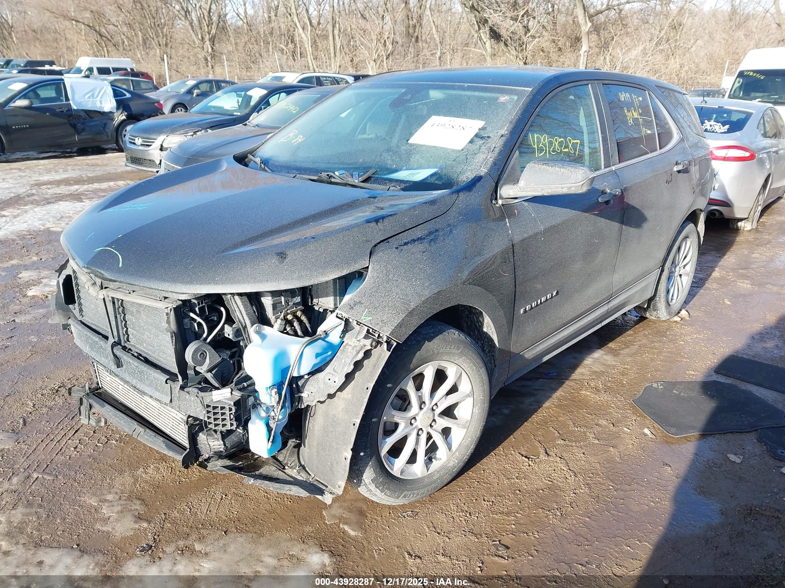 CHEVROLET EQUINOX image 2