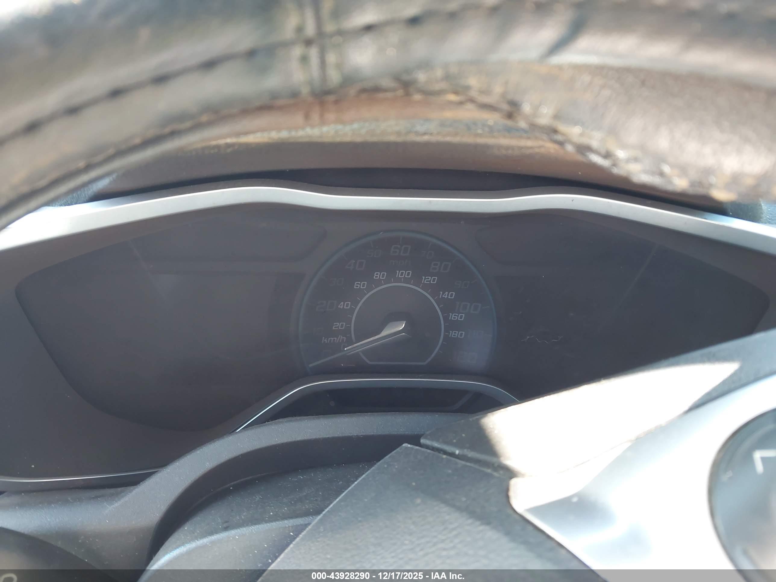 FORD C-MAX image 7
