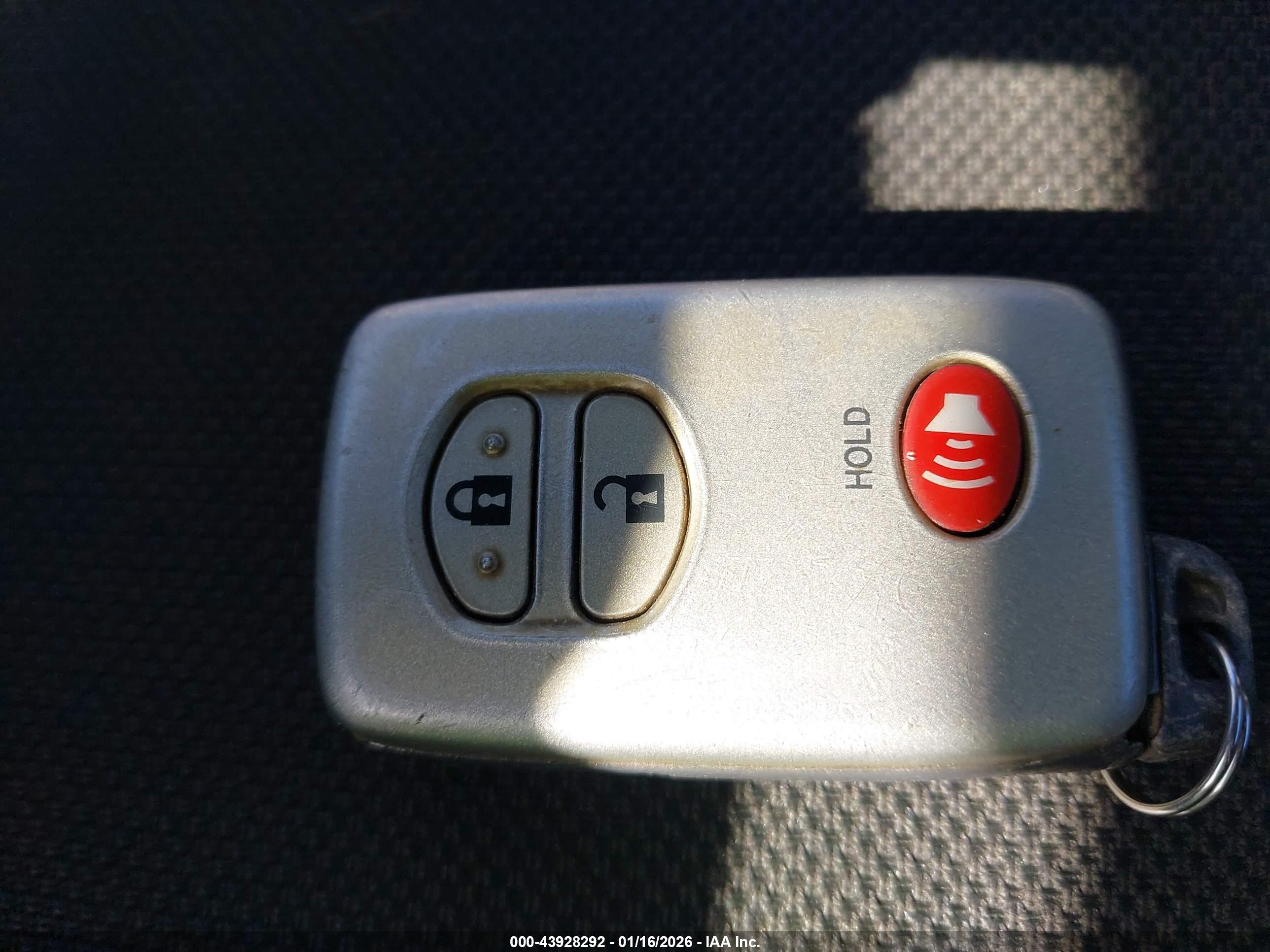 TOYOTA 4RUNNER image 11