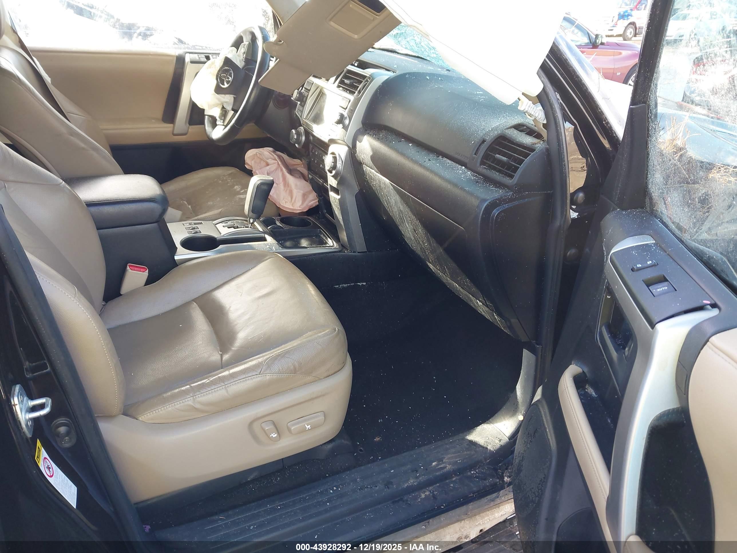 TOYOTA 4RUNNER image 5