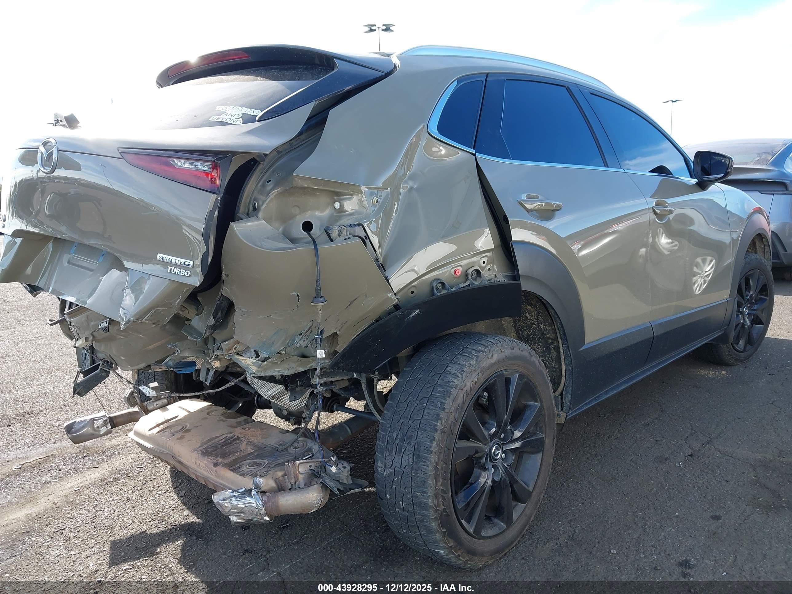 MAZDA CX-30 image 4