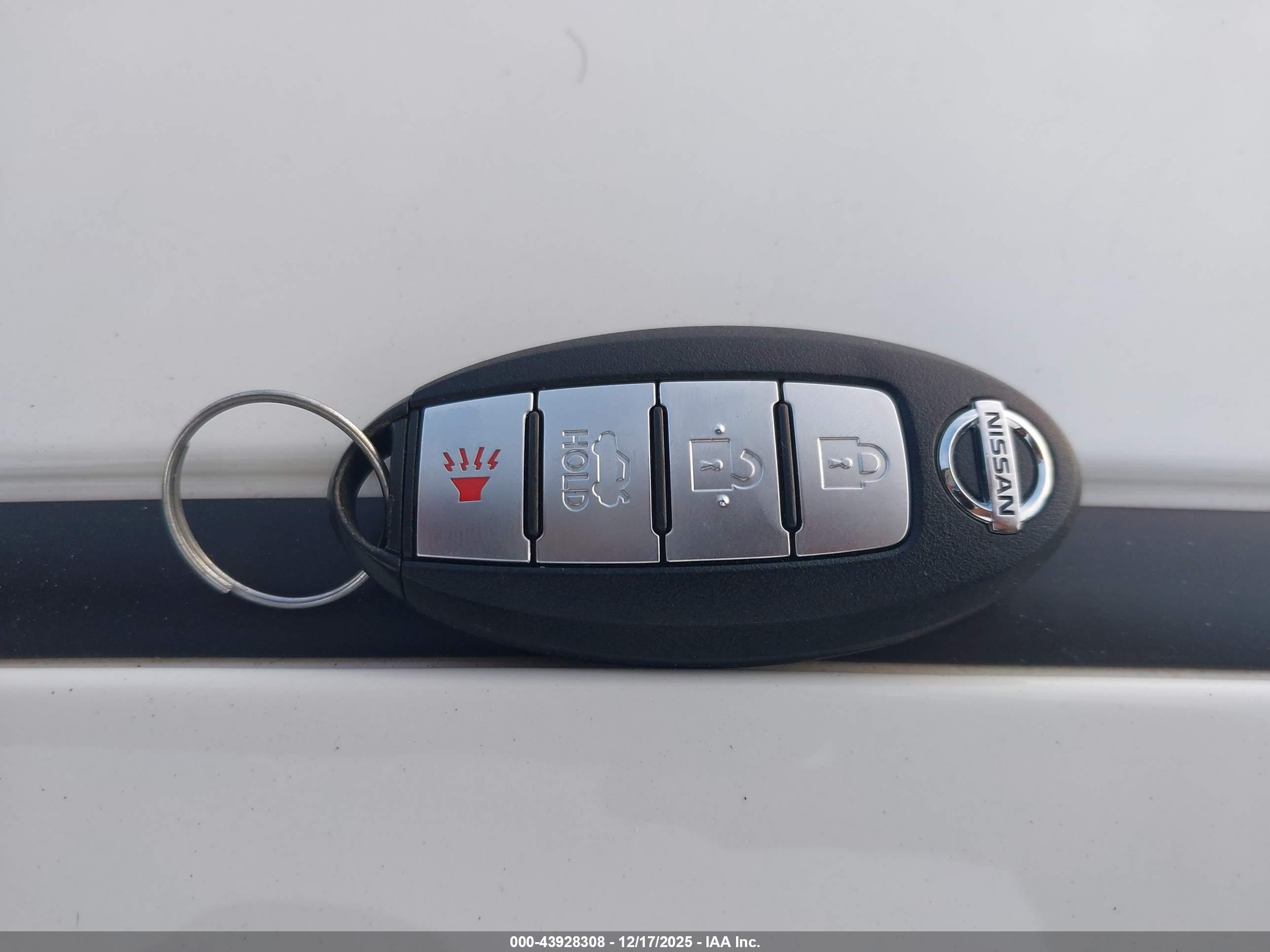NISSAN ALTIMA image 11