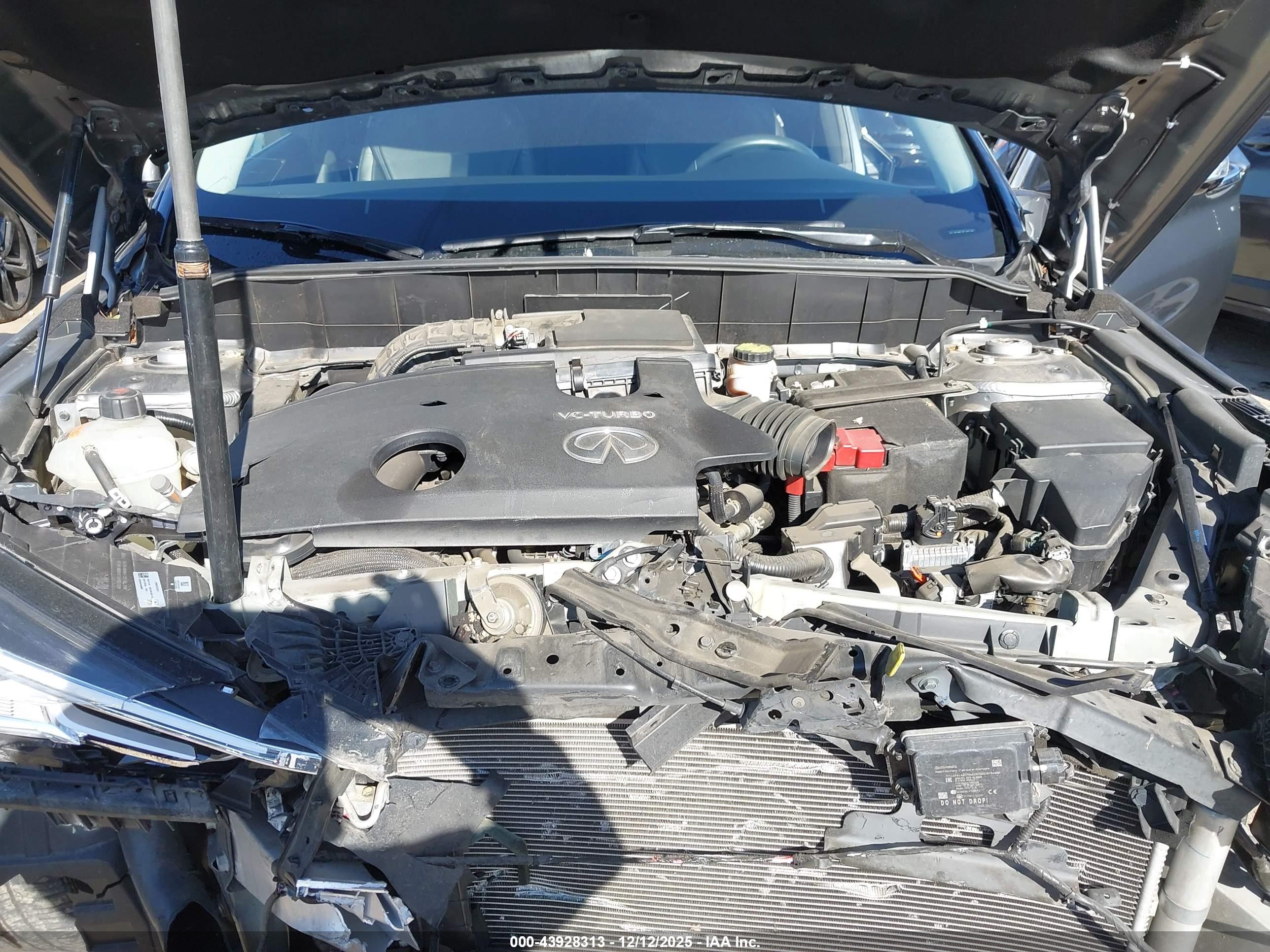 INFINITI QX50 image 10