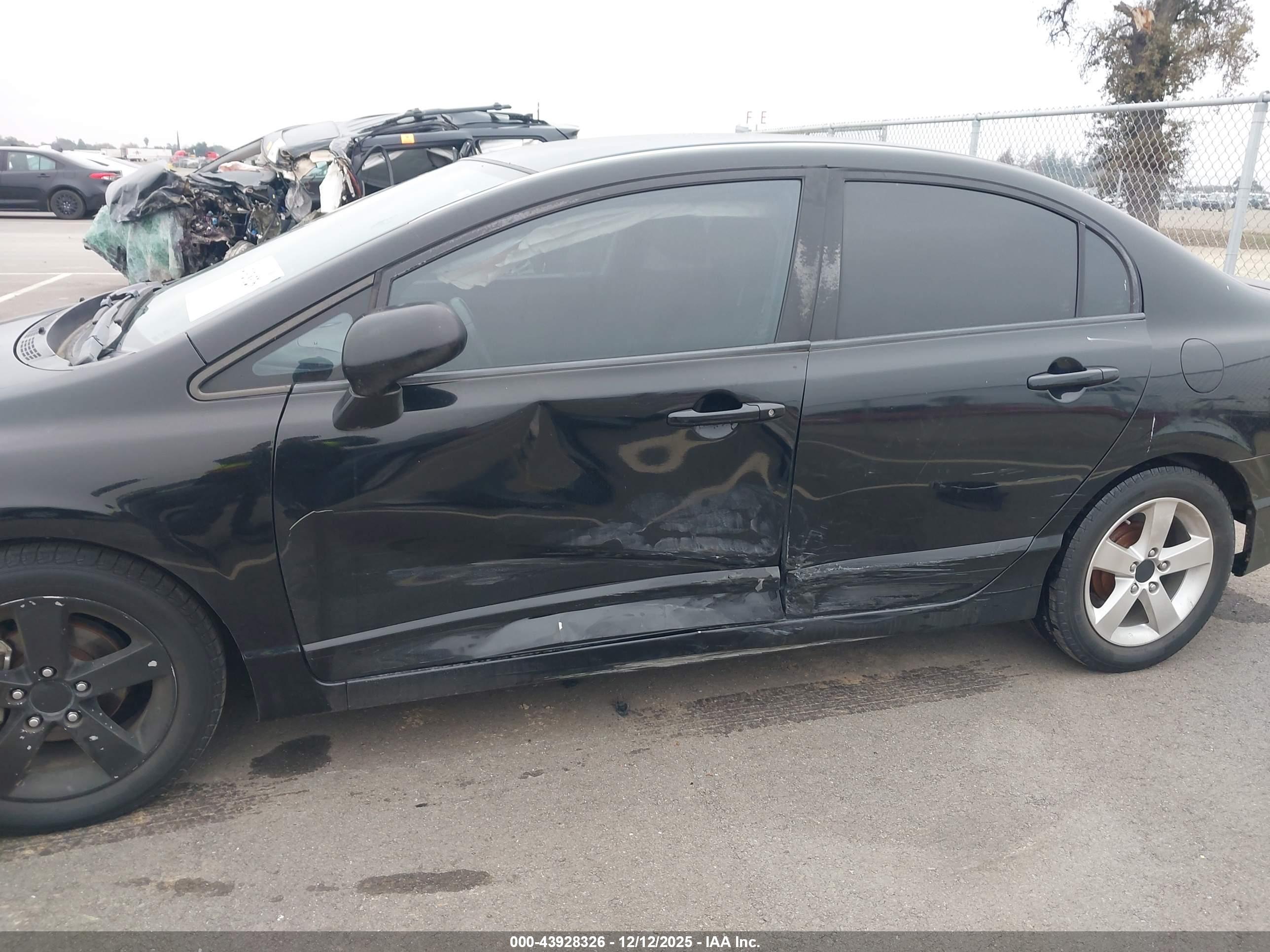 HONDA CIVIC image 6