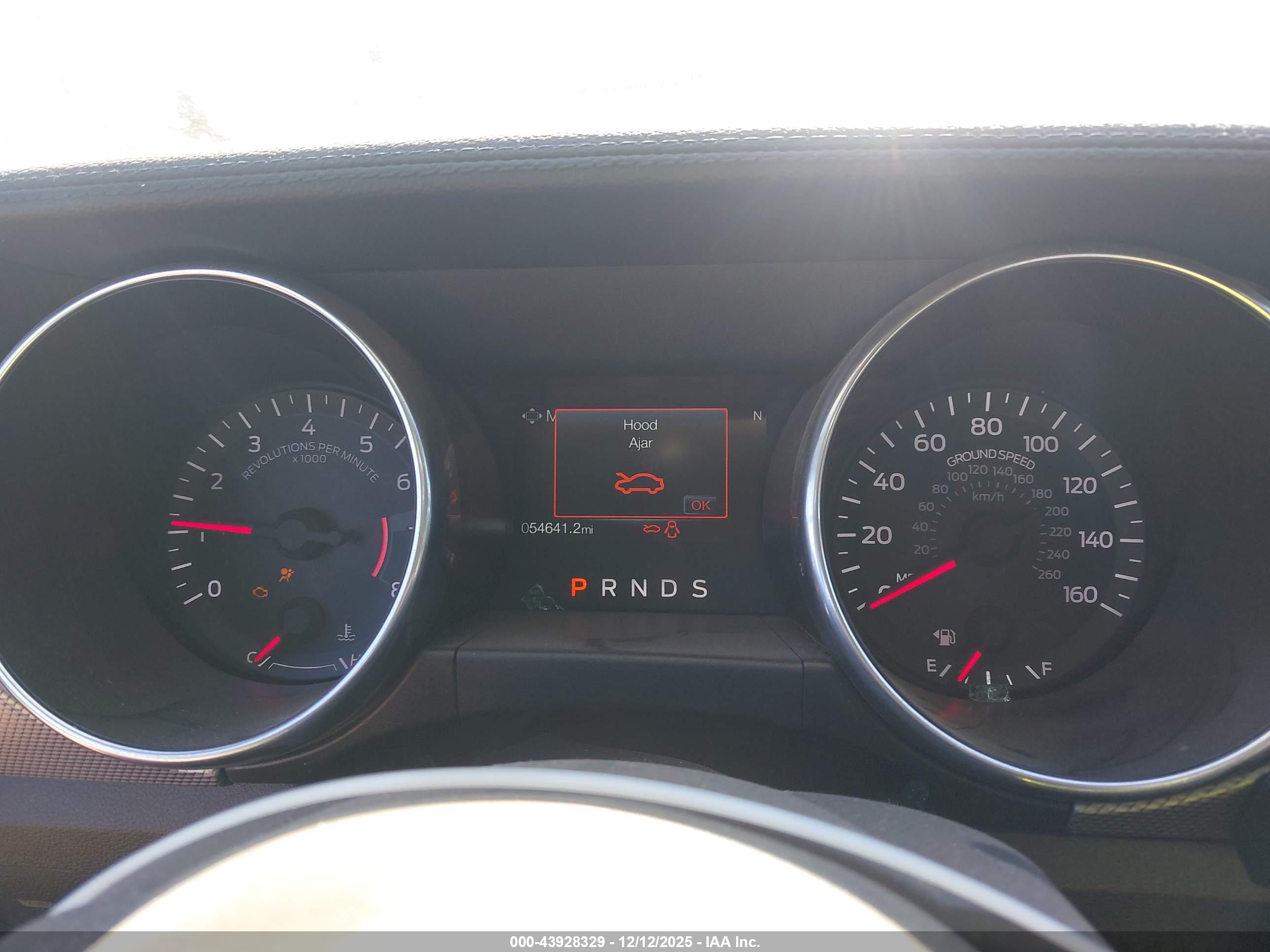 FORD MUSTANG image 7