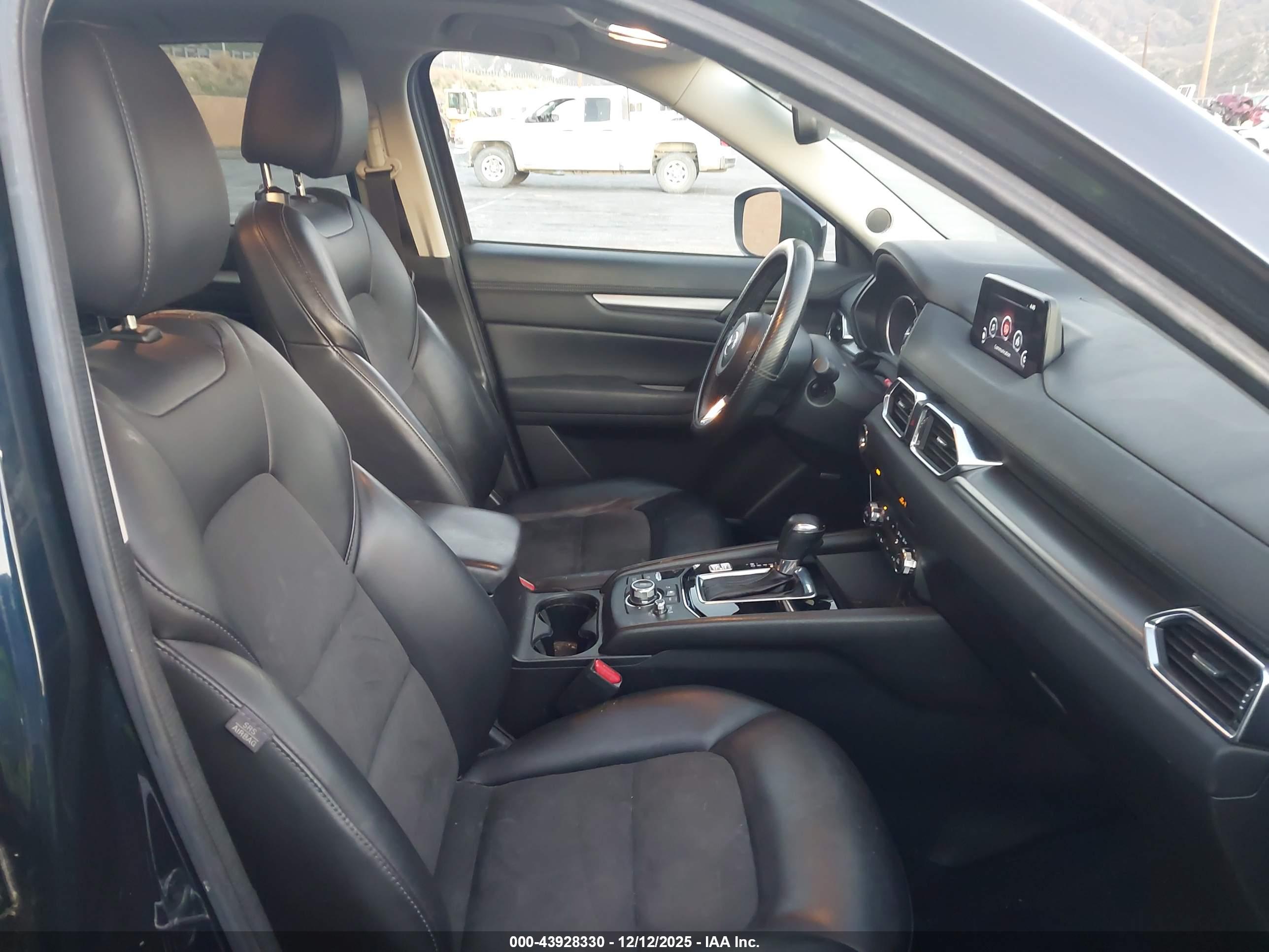 MAZDA CX-5 image 5