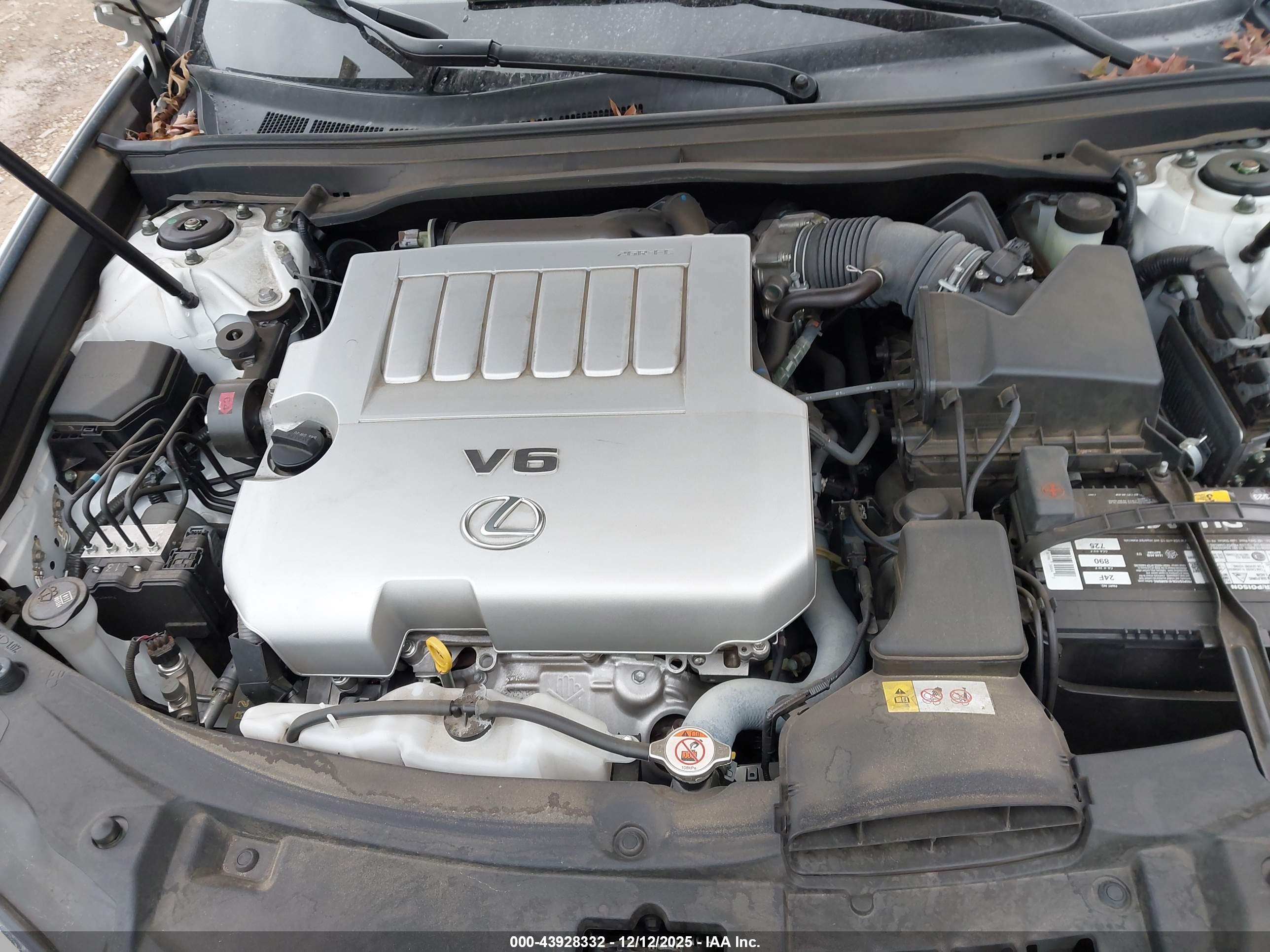 LEXUS ES image 10