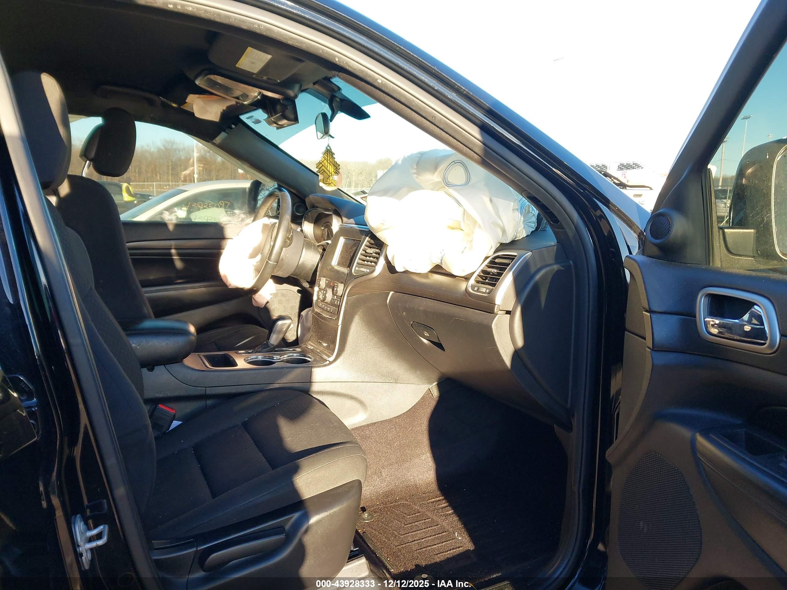 JEEP GRAND image 5