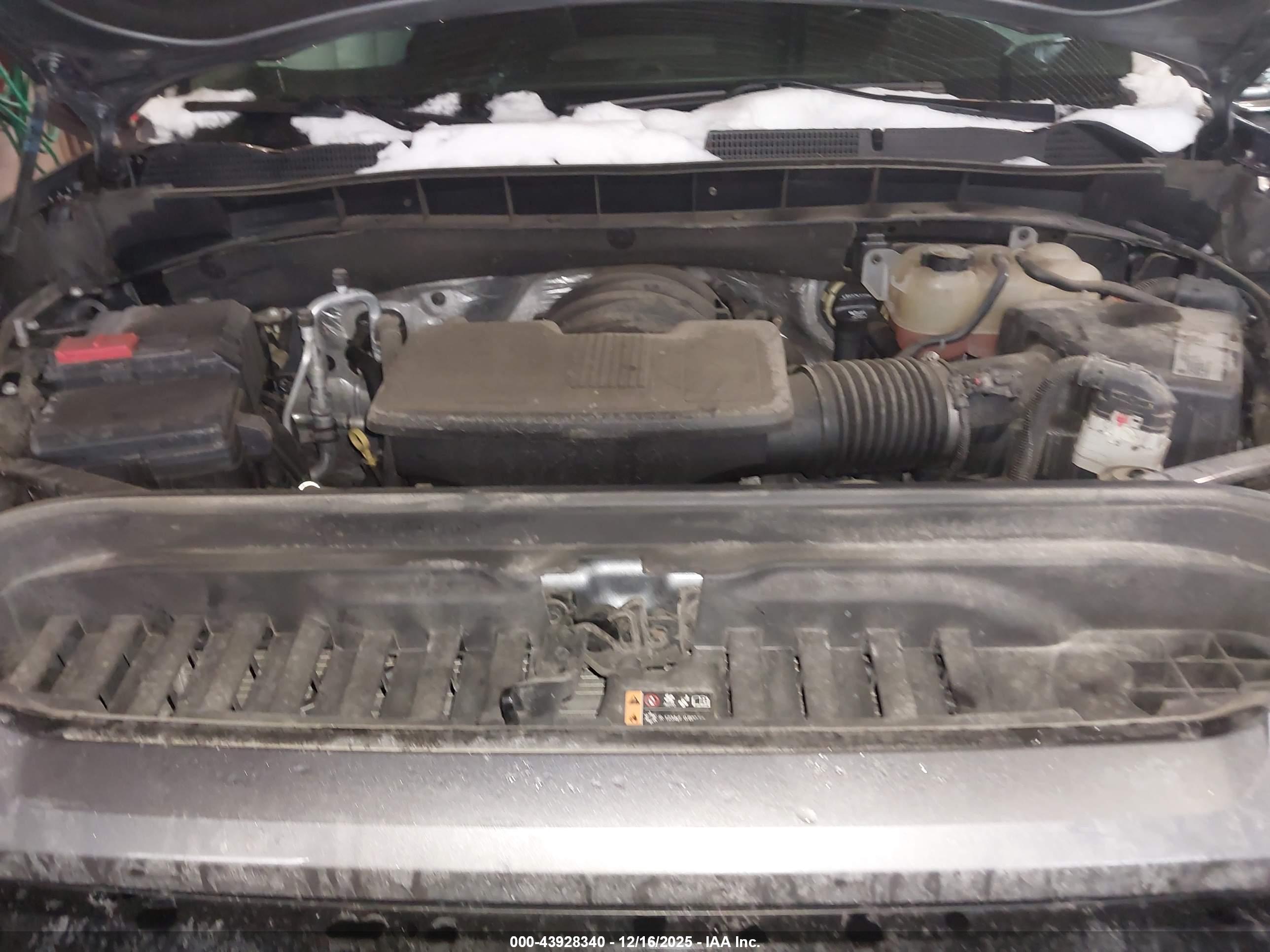 GMC SIERRA image 10
