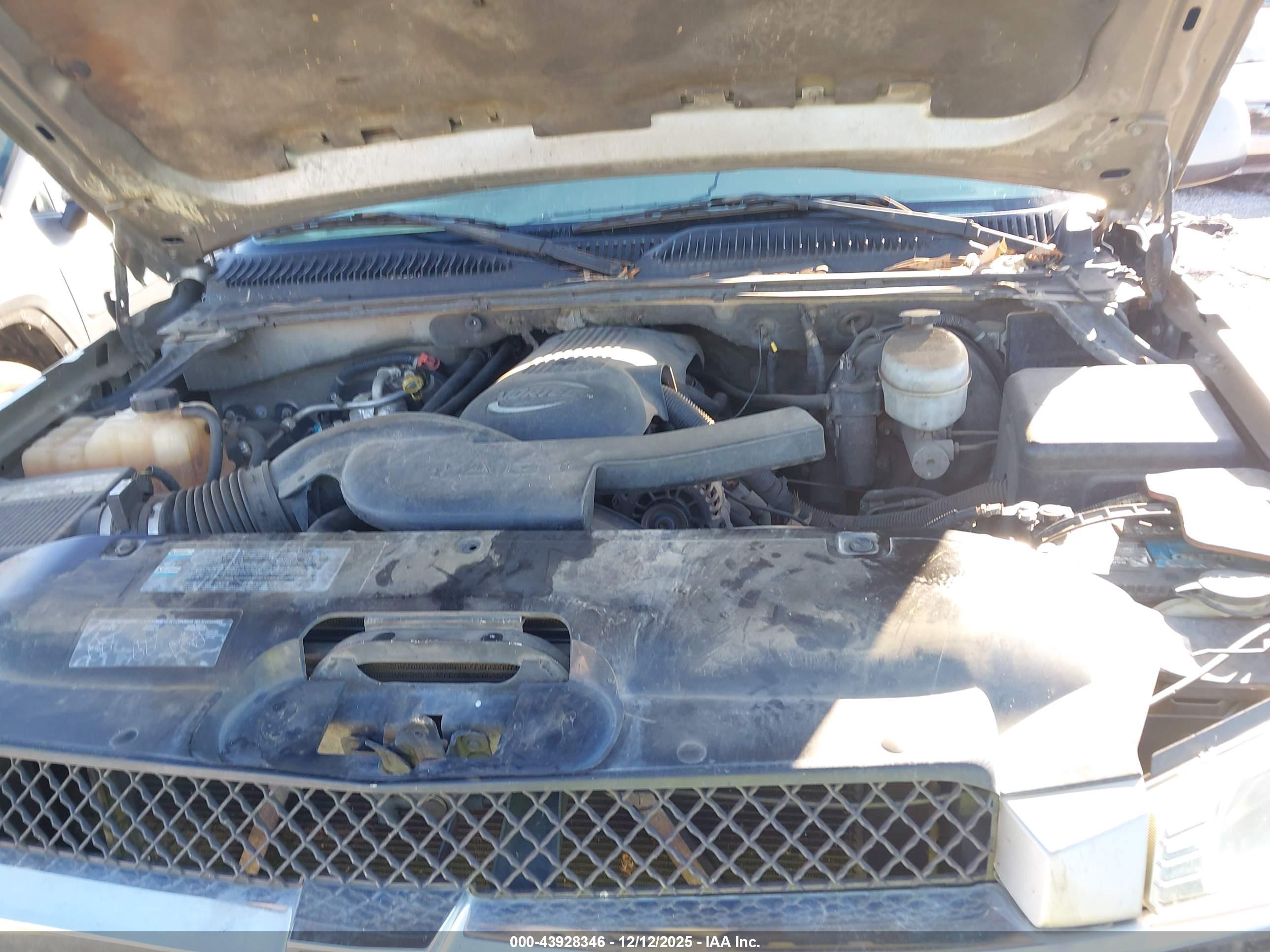 CHEVROLET AVALANCHE image 10