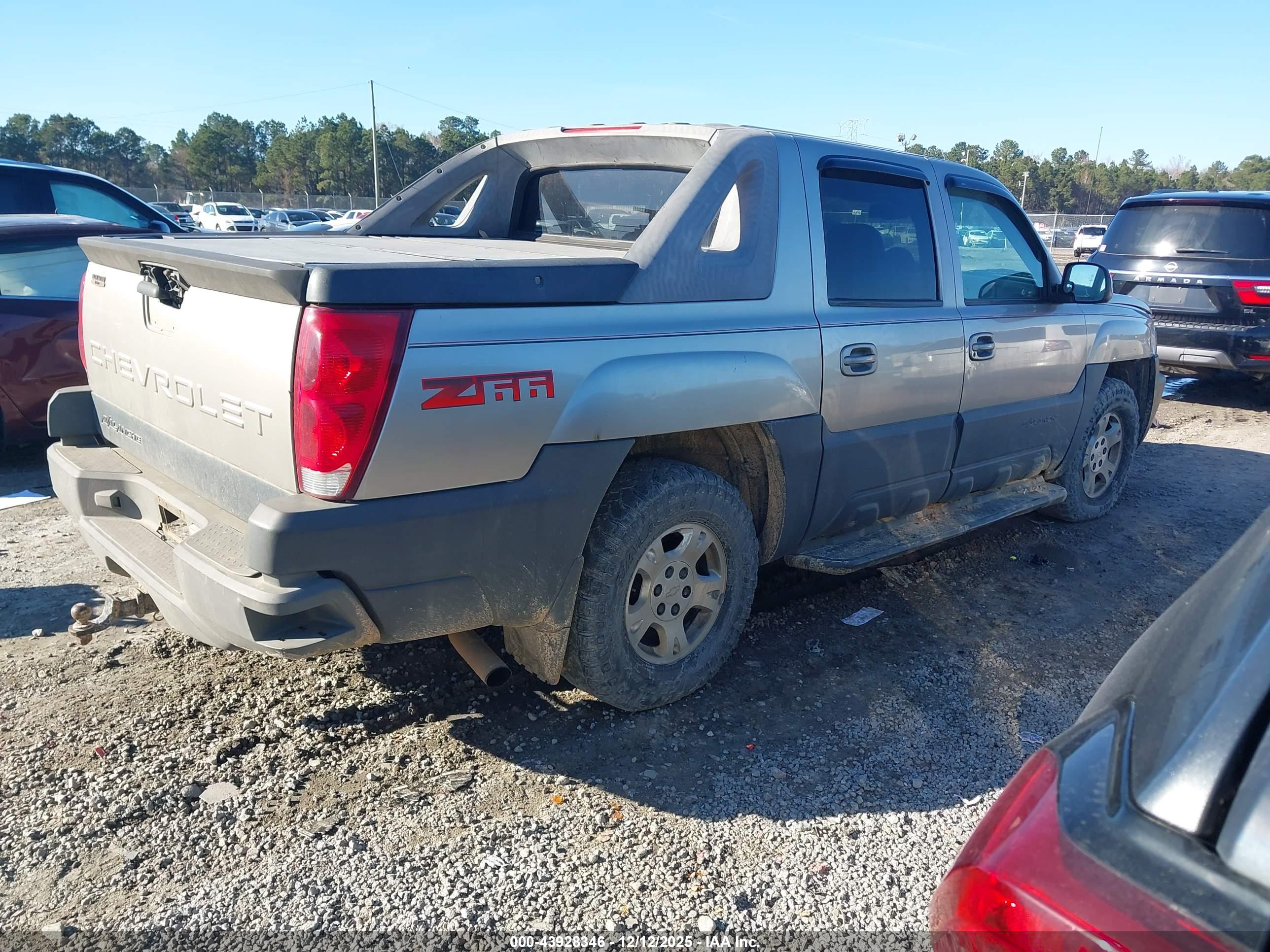 CHEVROLET AVALANCHE image 4