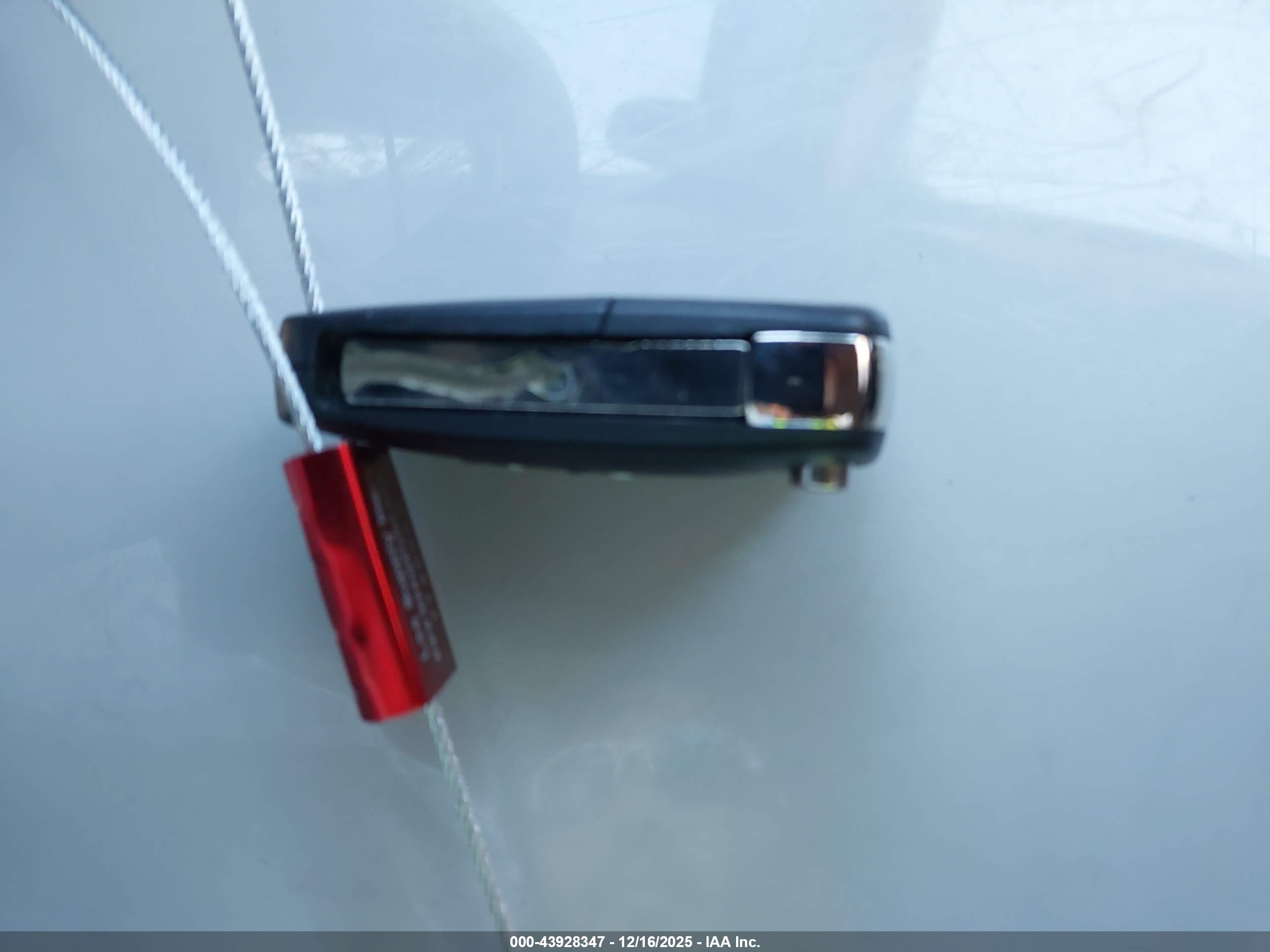 CHEVROLET MALIBU image 11