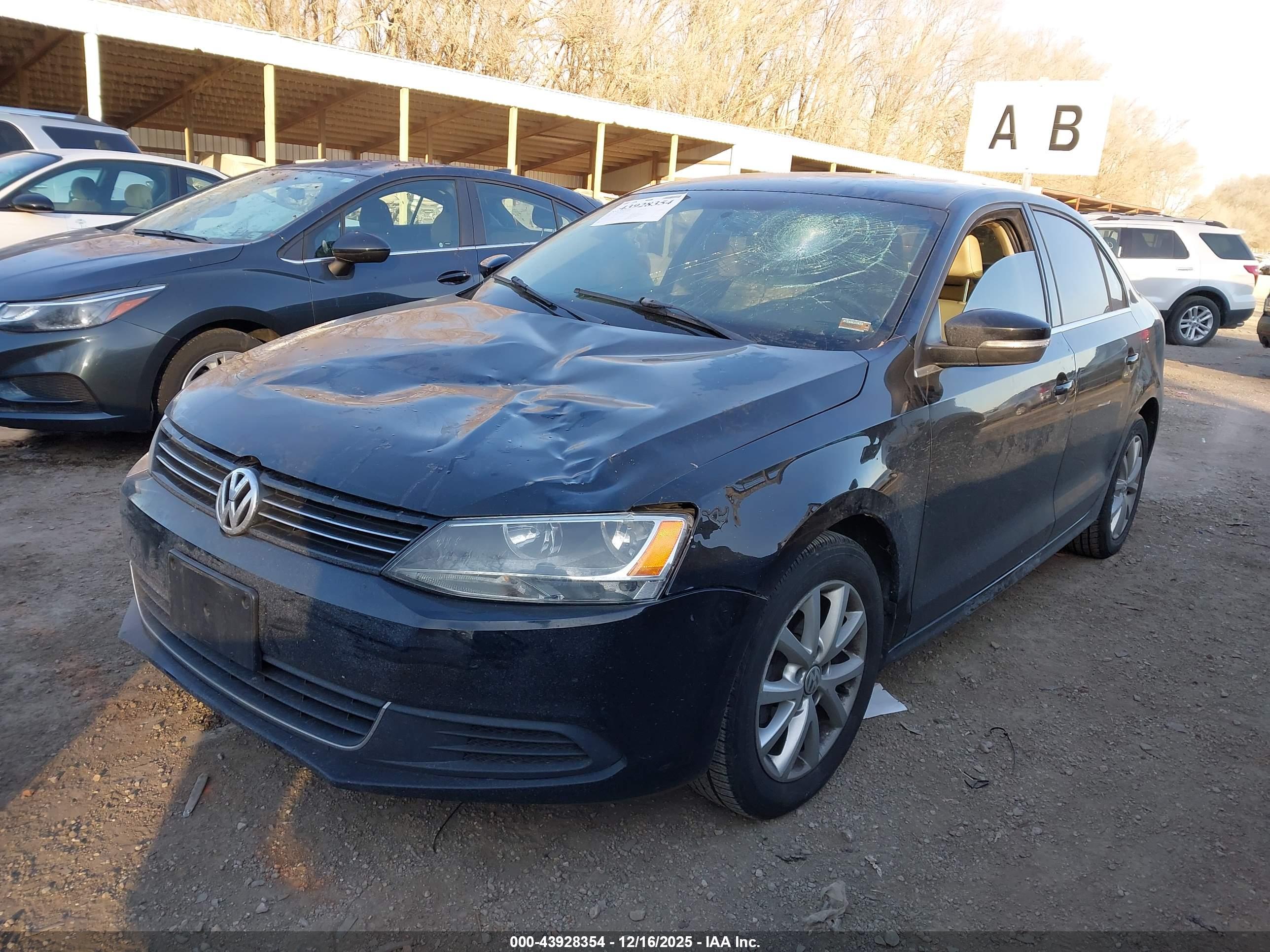 VOLKSWAGEN JETTA image 2