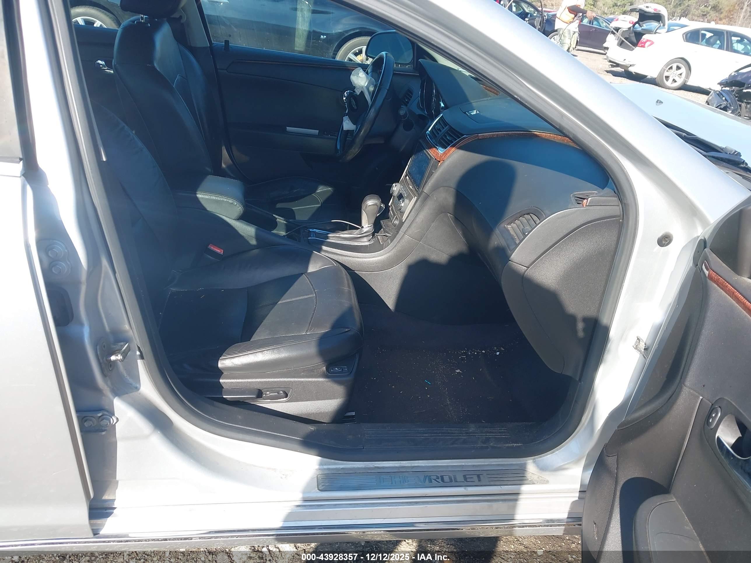CHEVROLET MALIBU image 5