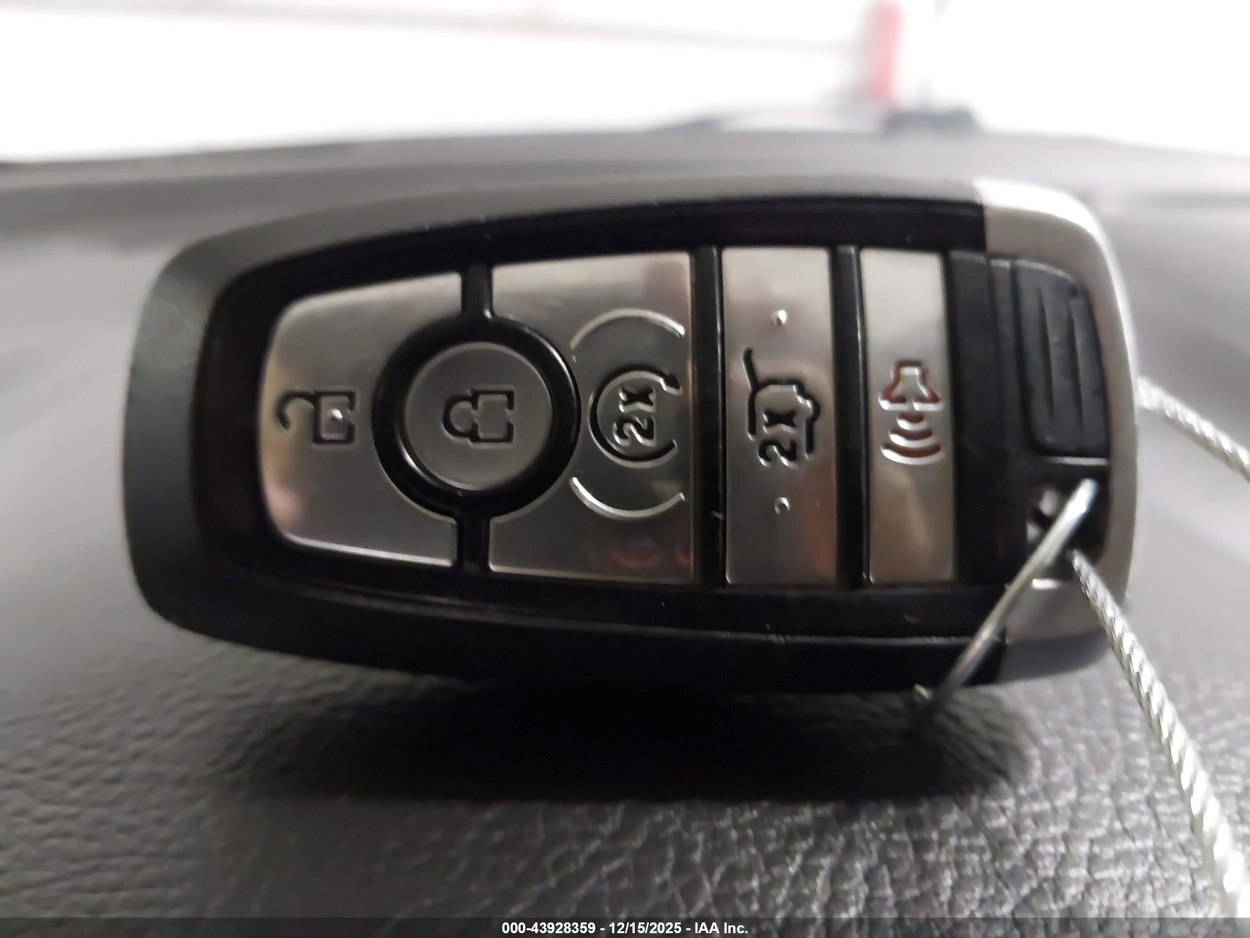 FORD EDGE image 11