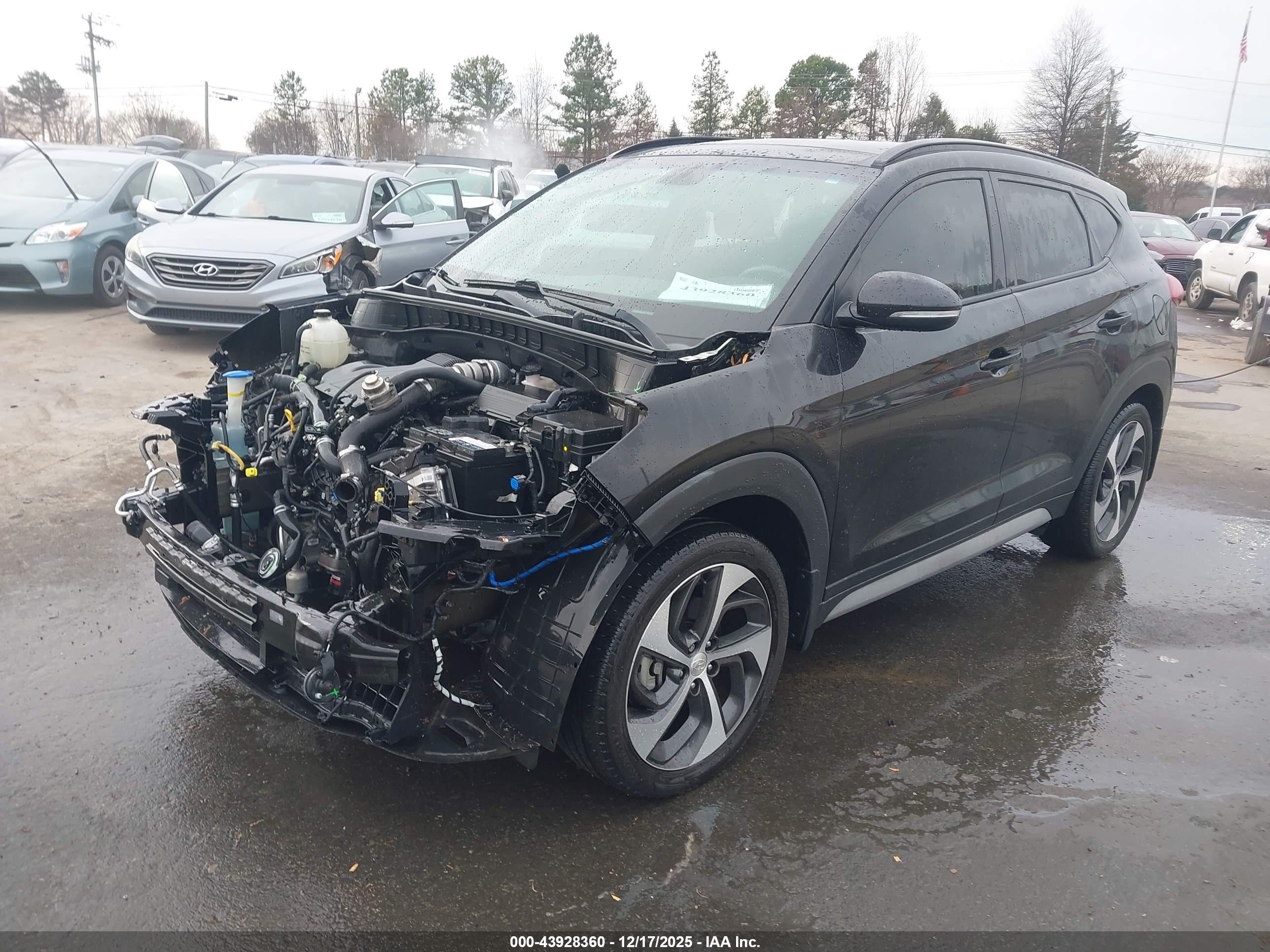 HYUNDAI TUCSON image 2