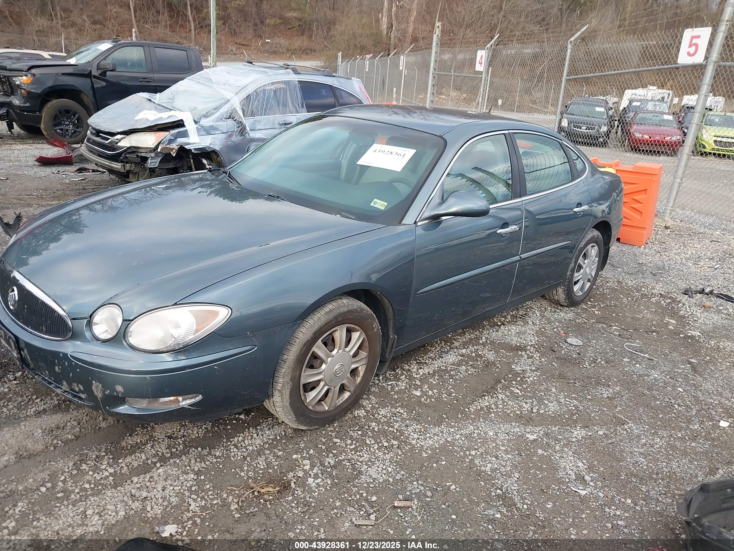 BUICK LACROSSE image 2