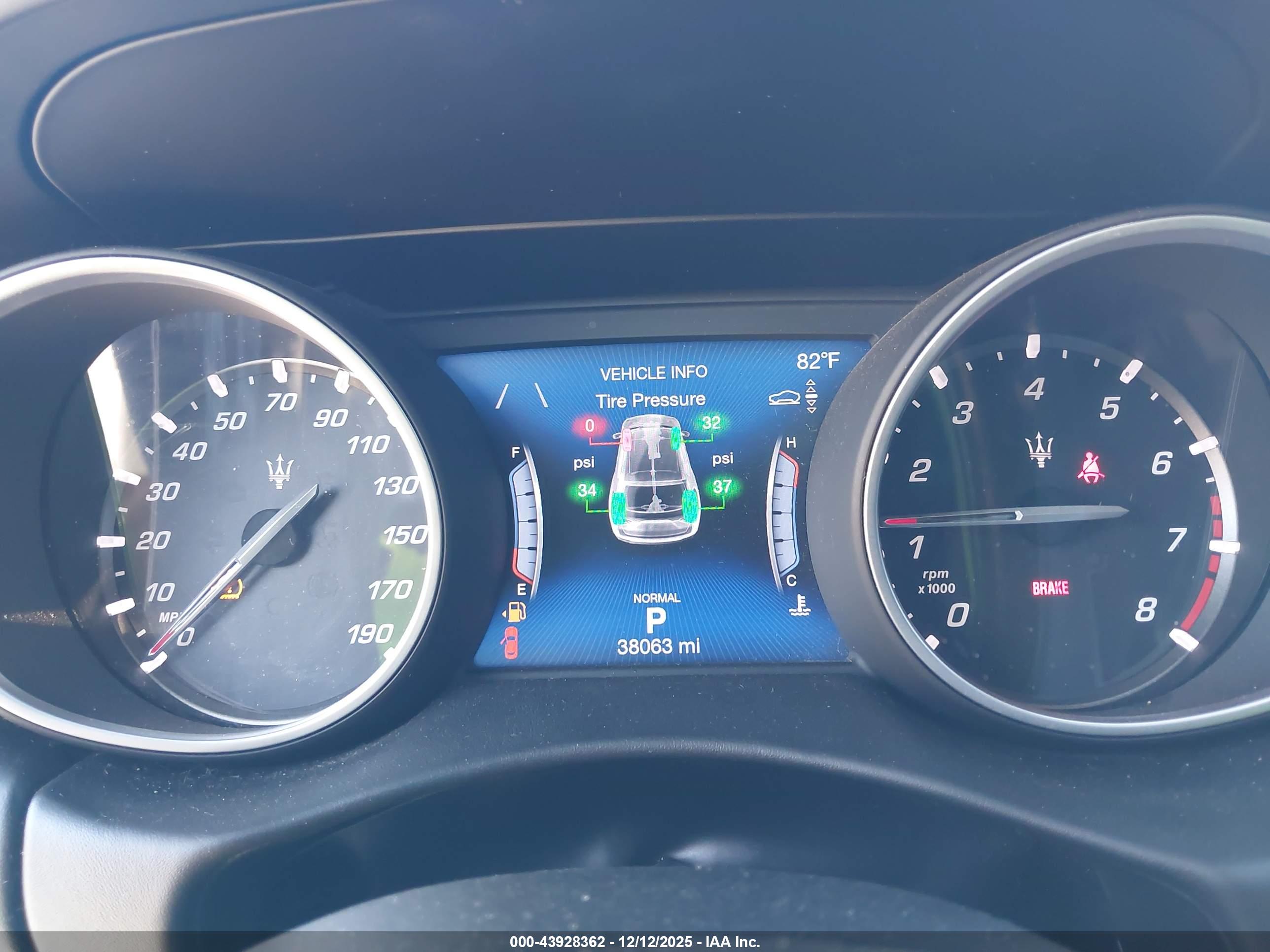 MASERATI LEVANTE image 7