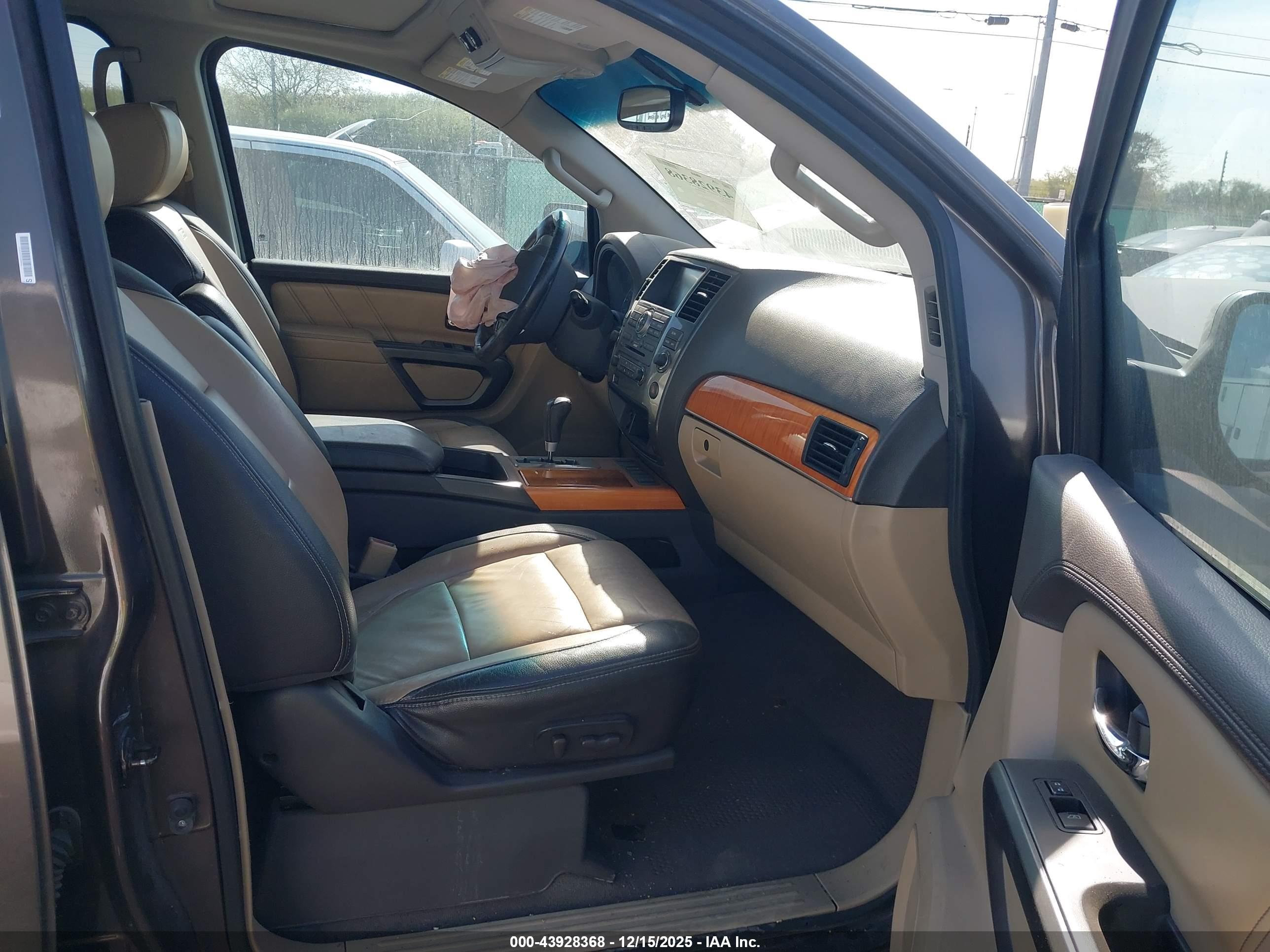 NISSAN ARMADA image 5