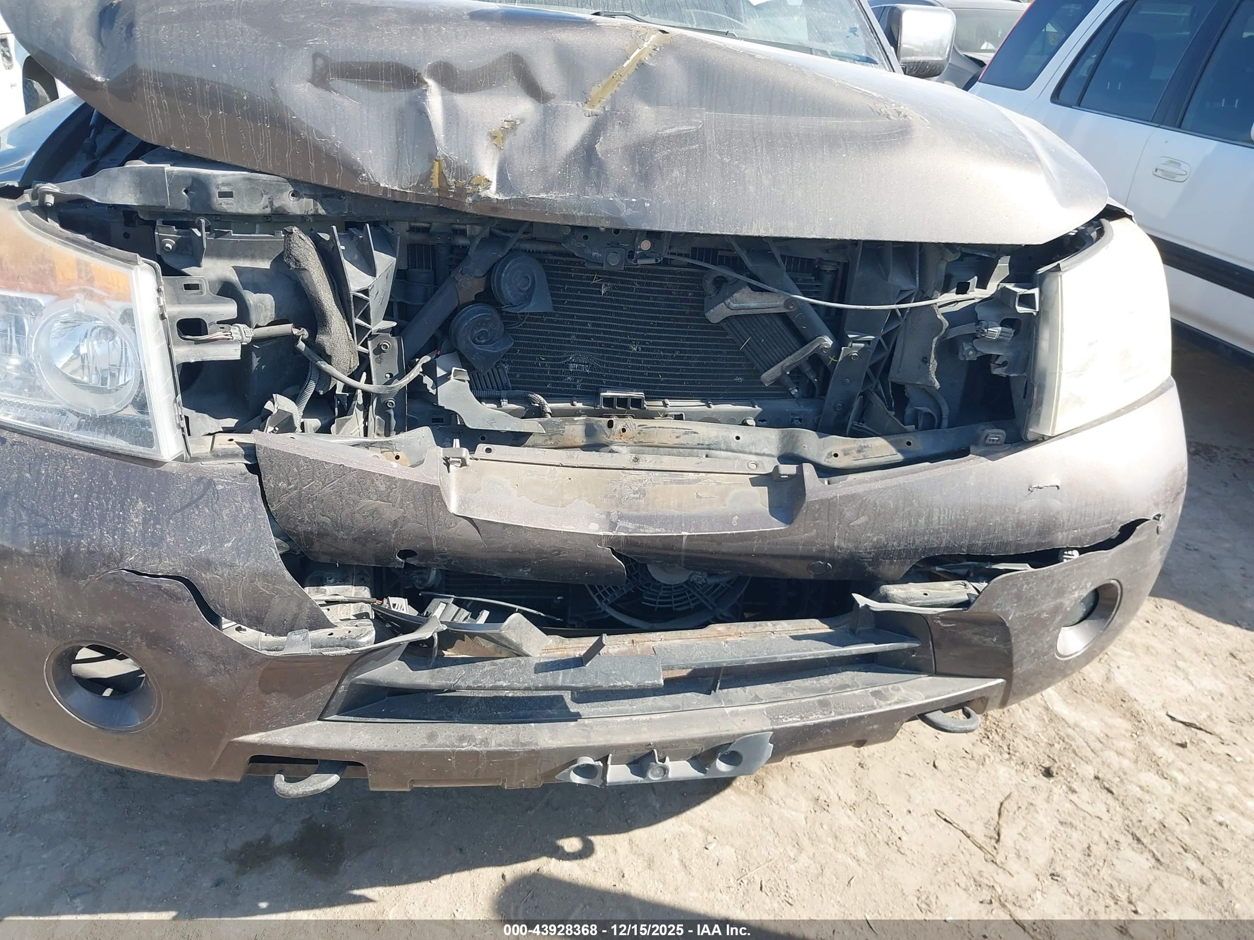 NISSAN ARMADA image 6