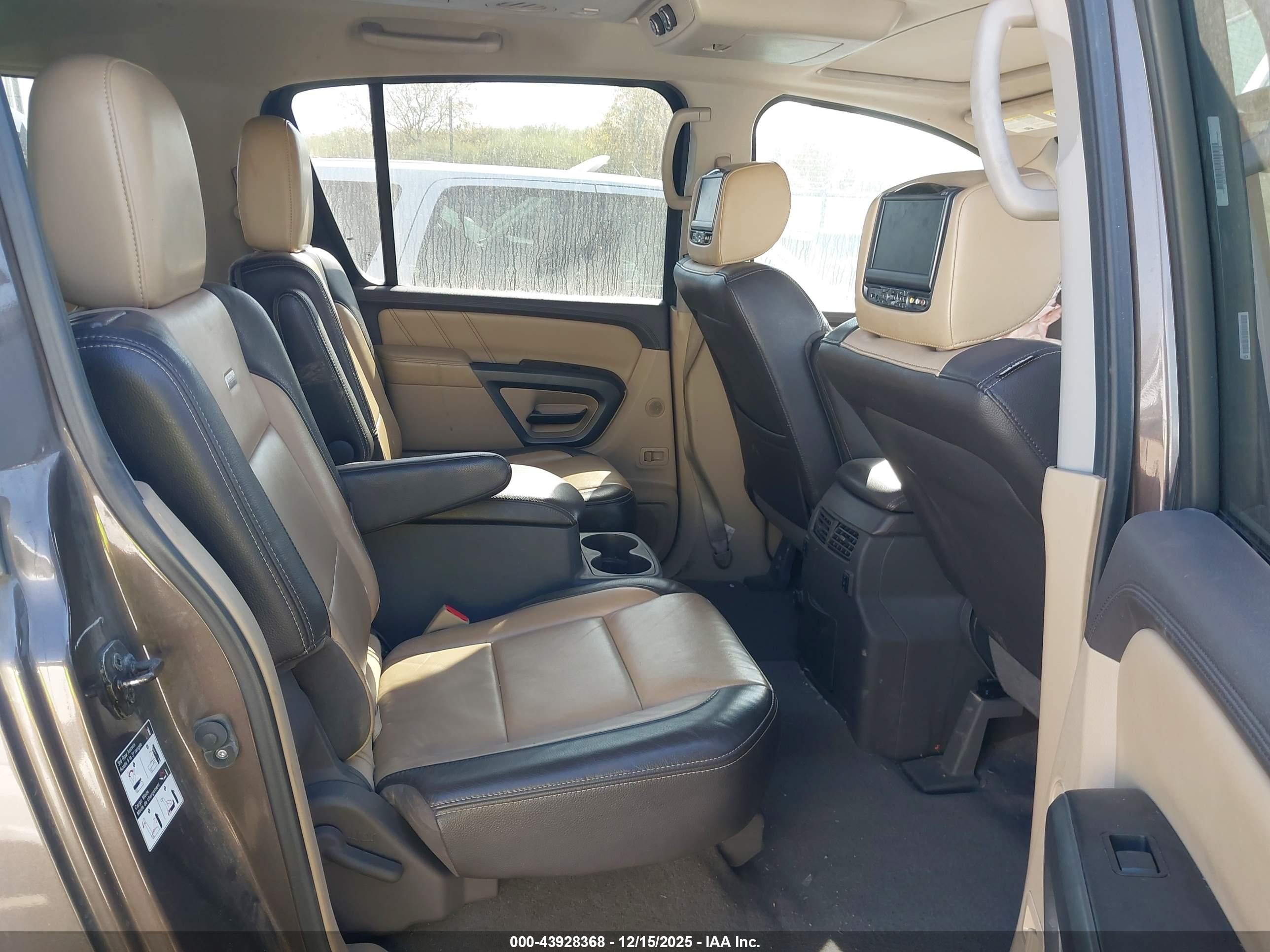 NISSAN ARMADA image 8
