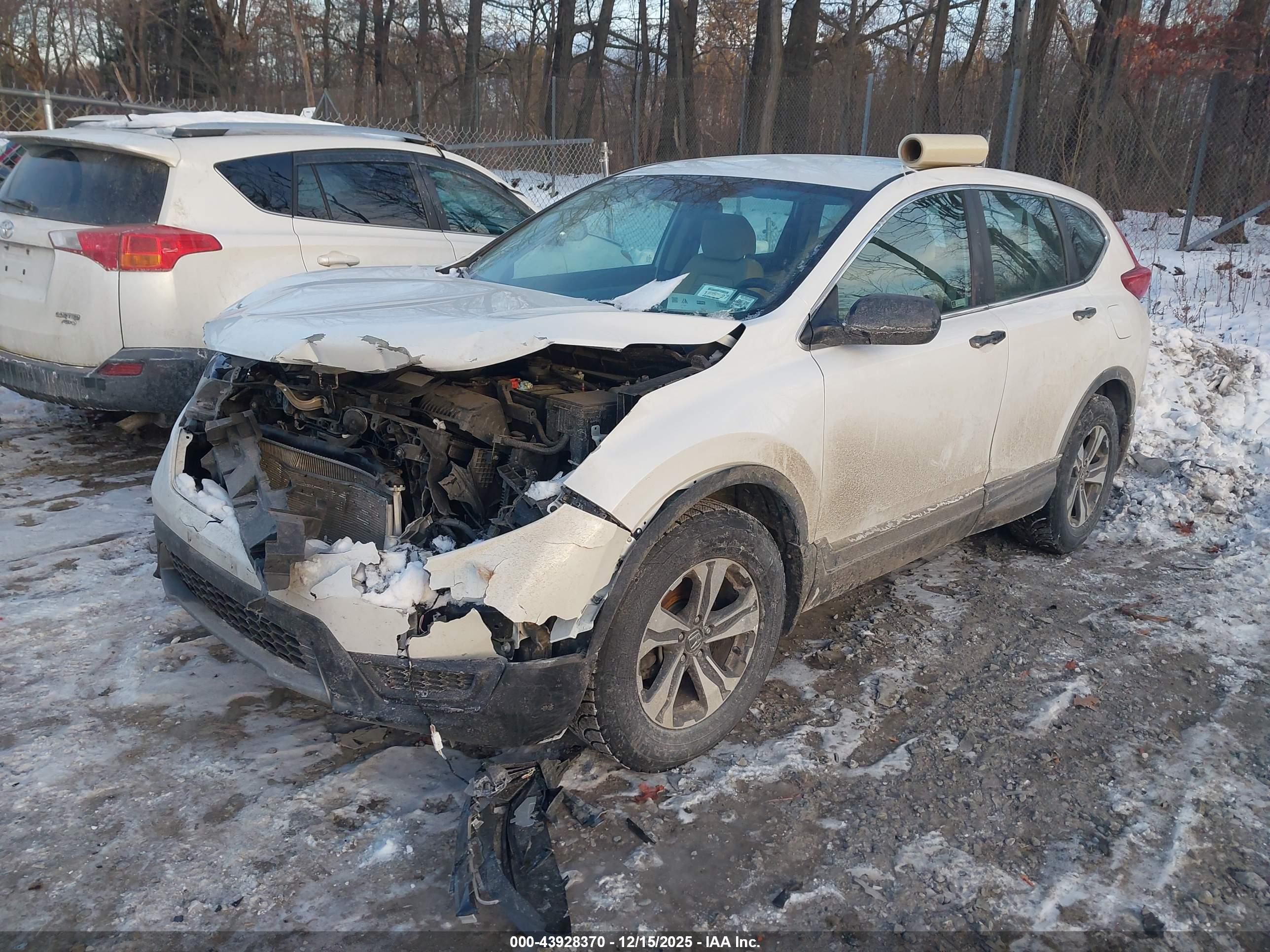 HONDA CR-V image 2