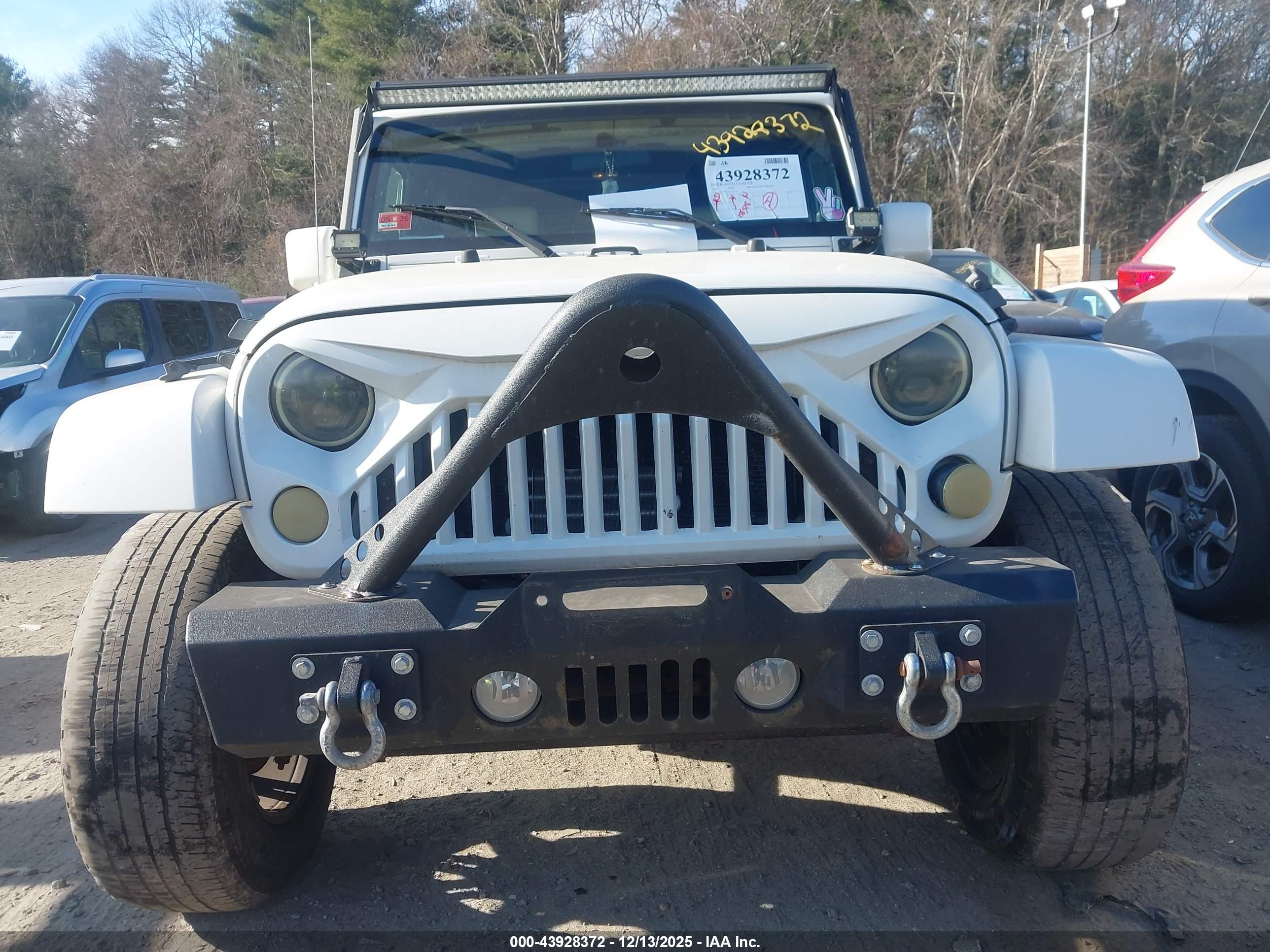 JEEP WRANGLER image 6