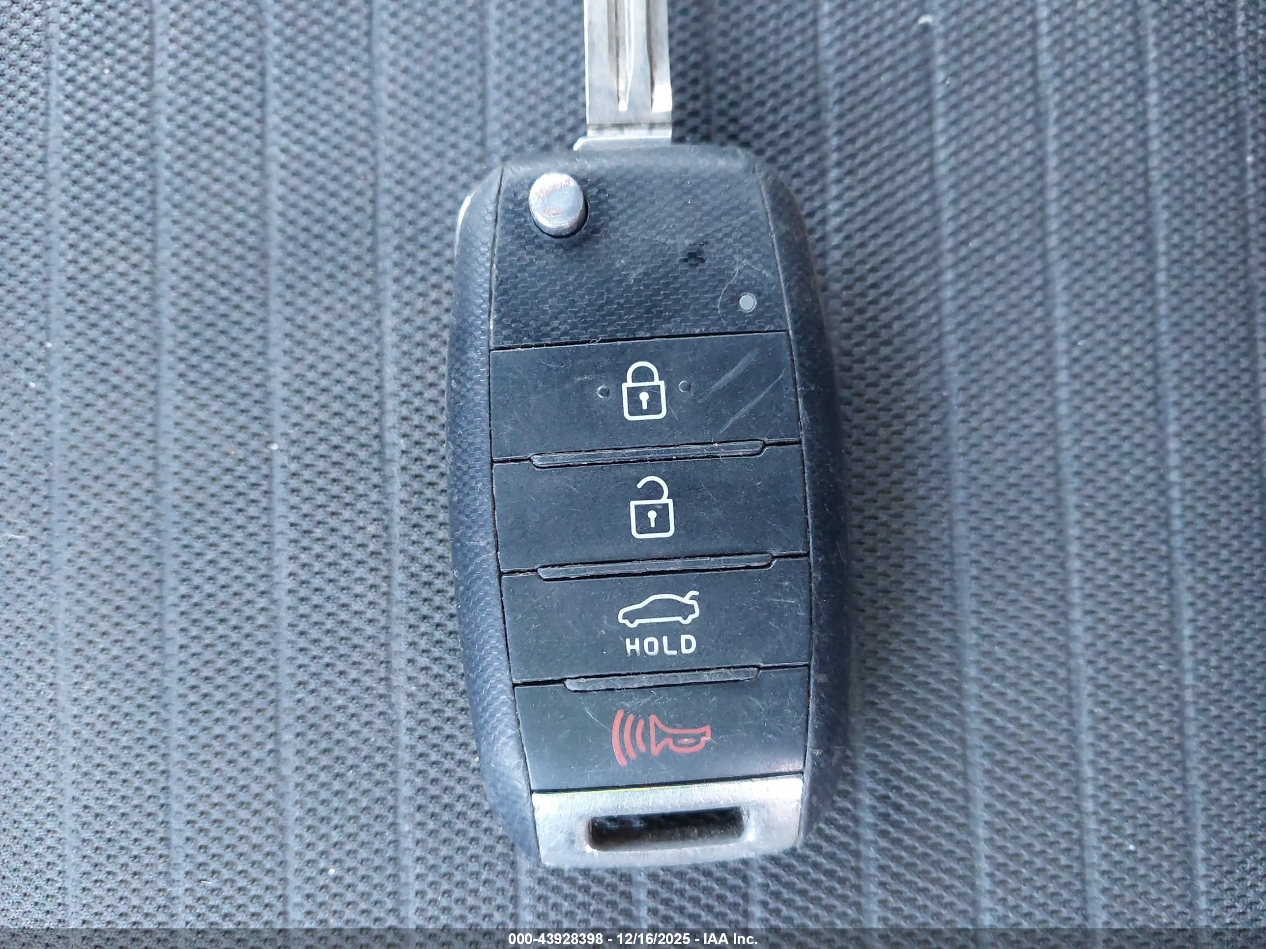 KIA FORTE image 11