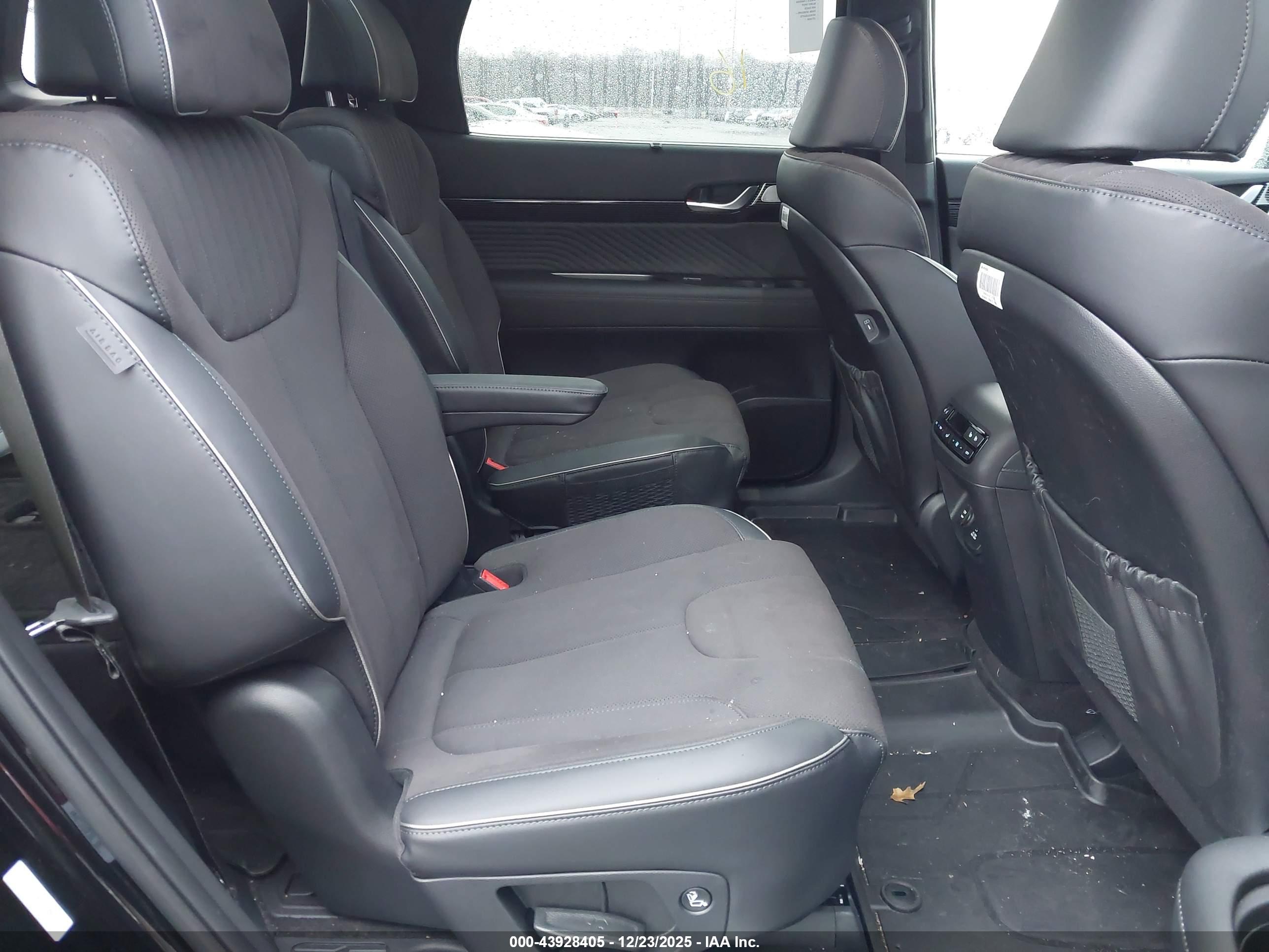 HYUNDAI PALISADE image 8