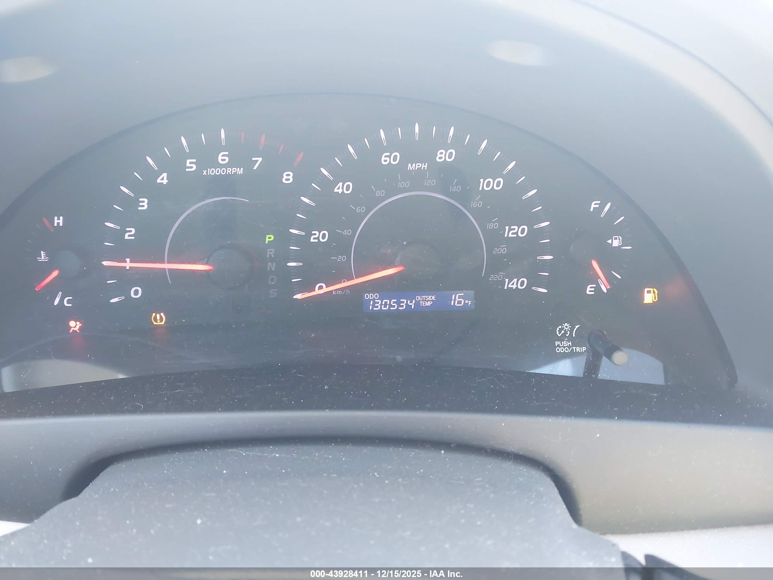 TOYOTA CAMRY image 7