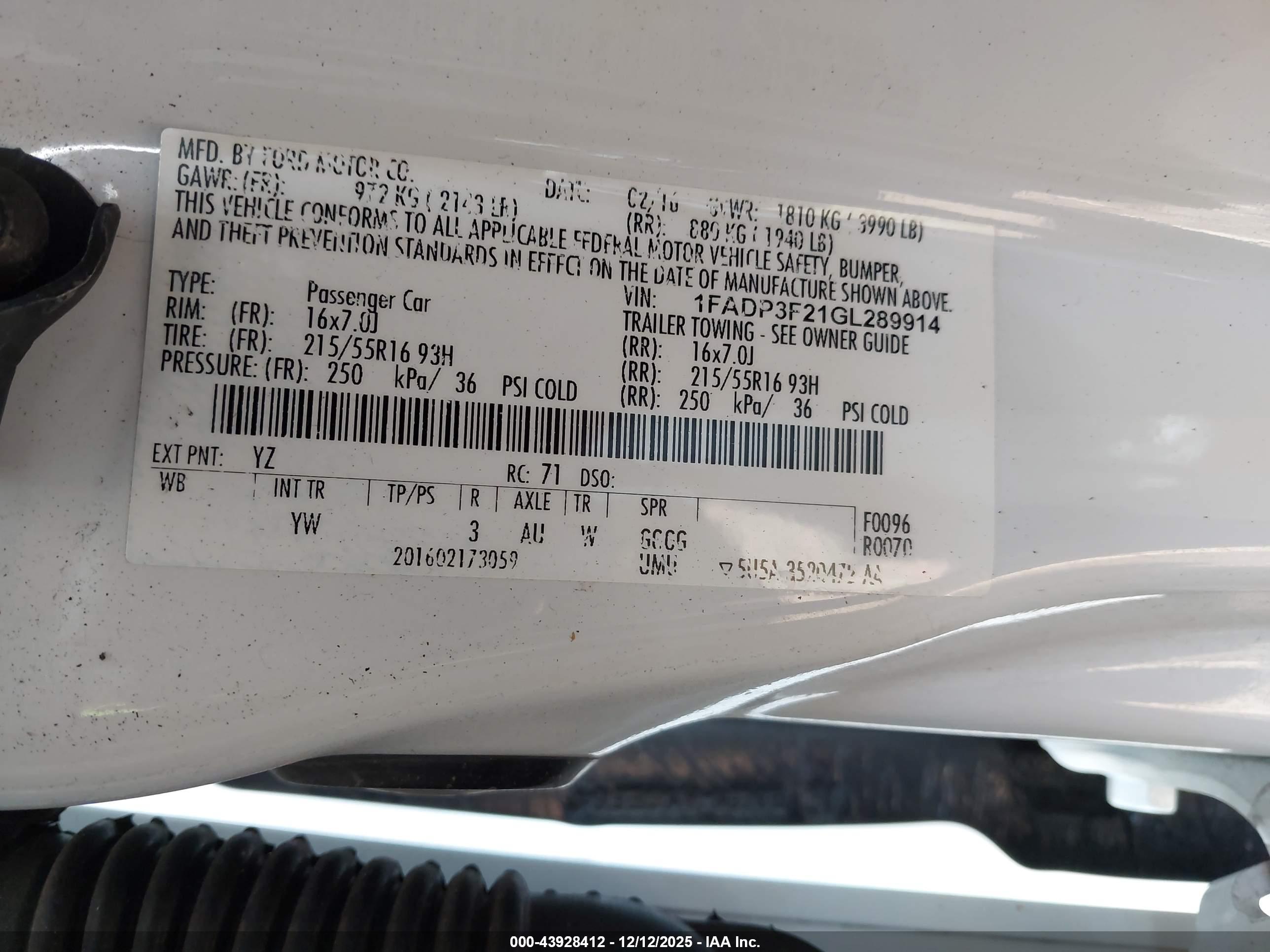 FORD FOCUS image 9