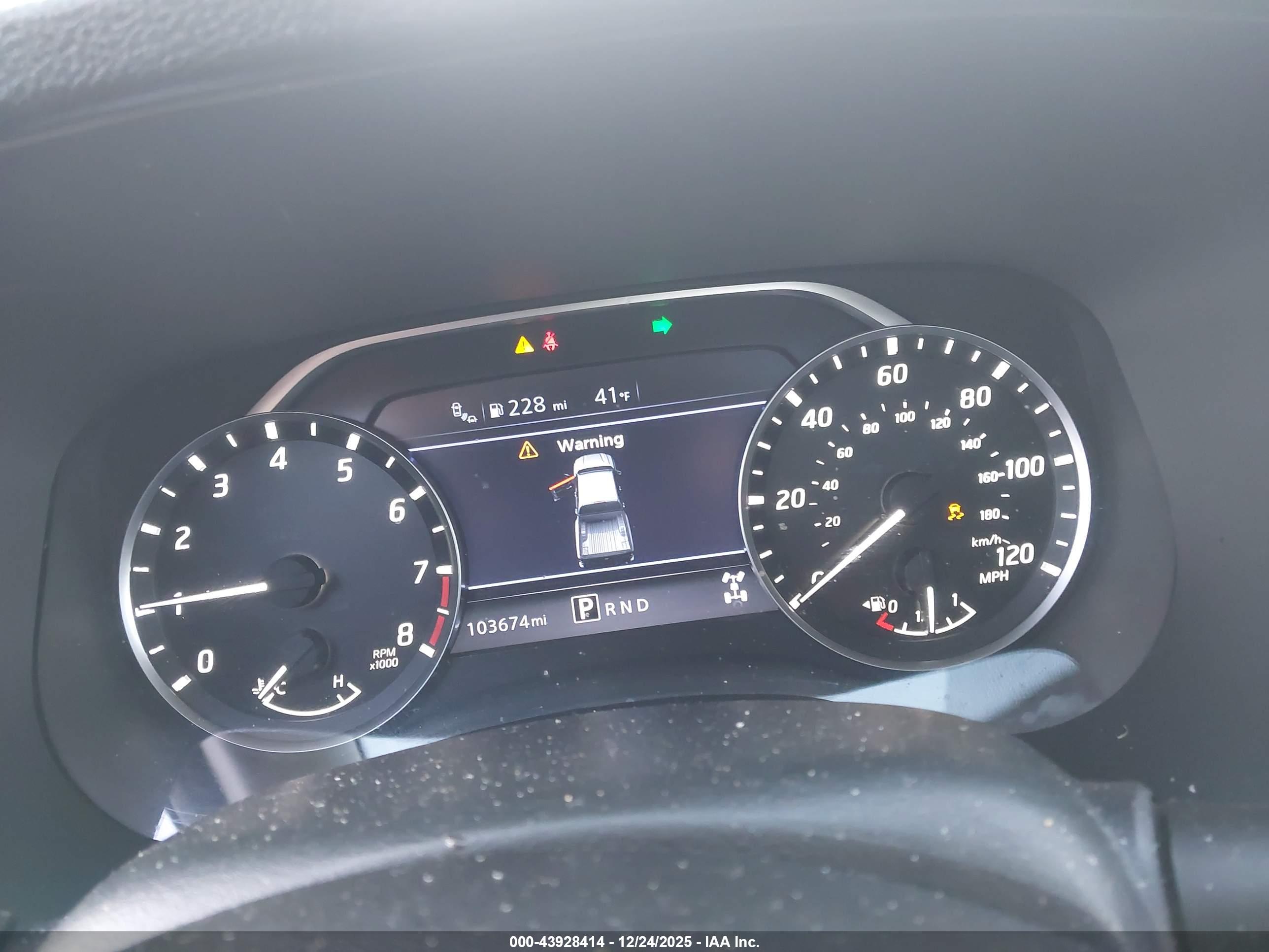 NISSAN FRONTIER image 7