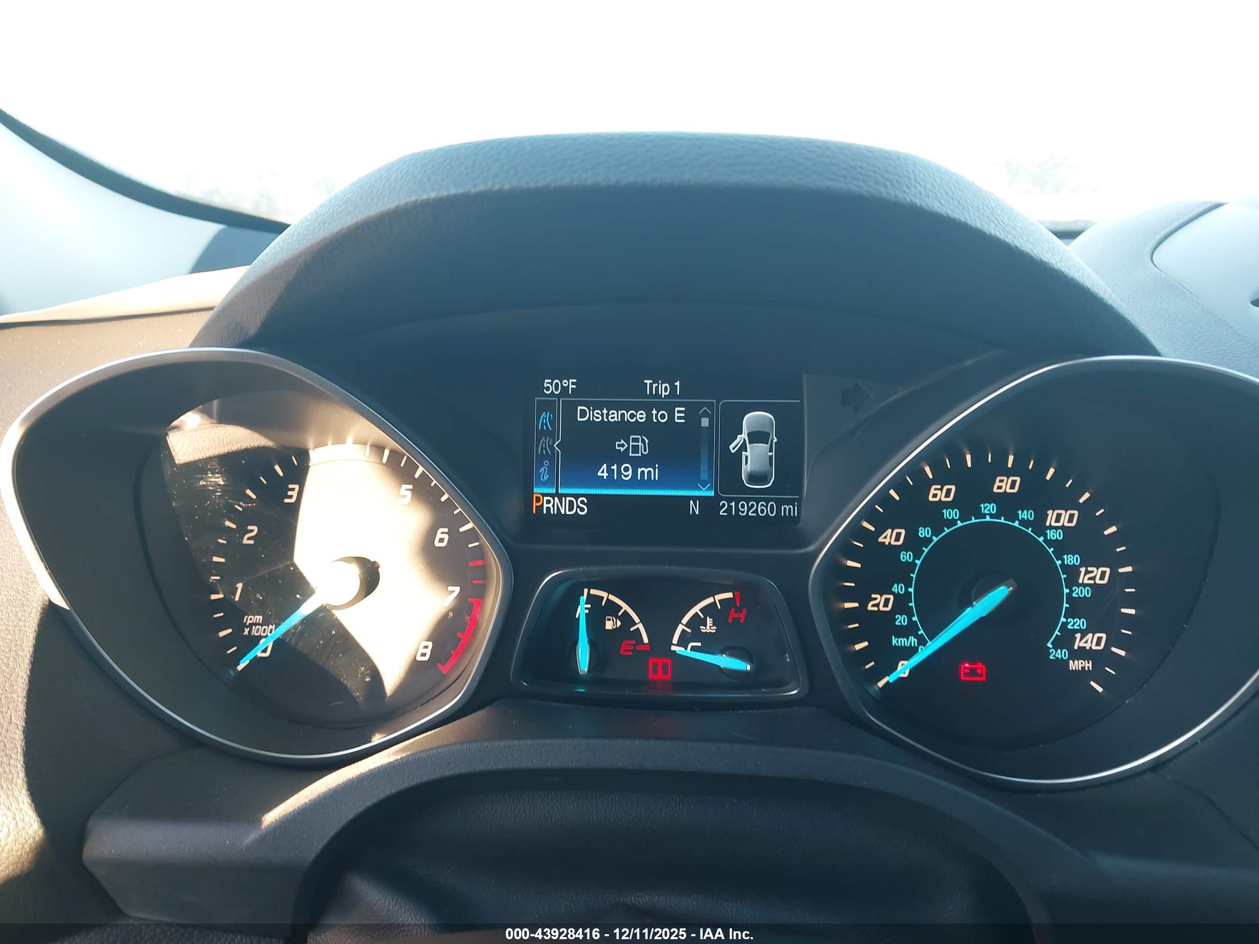 FORD ESCAPE image 7