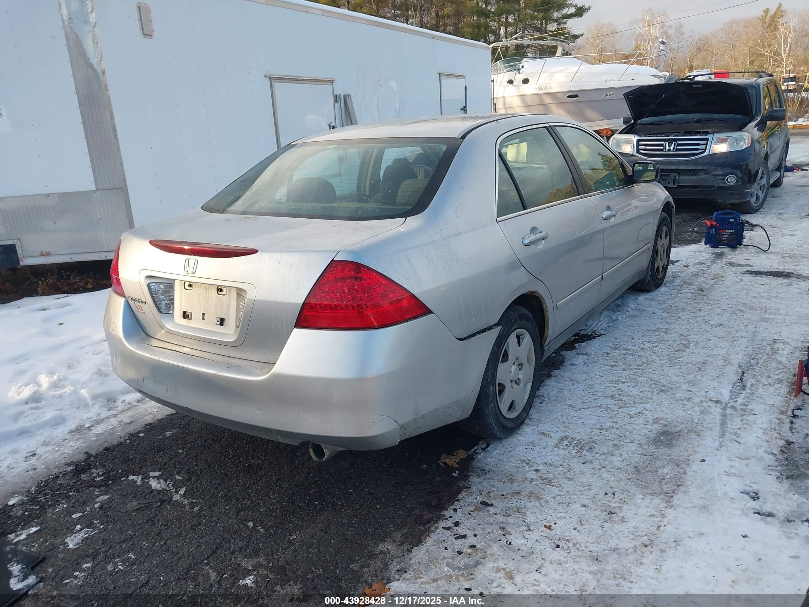 HONDA ACCORD image 4