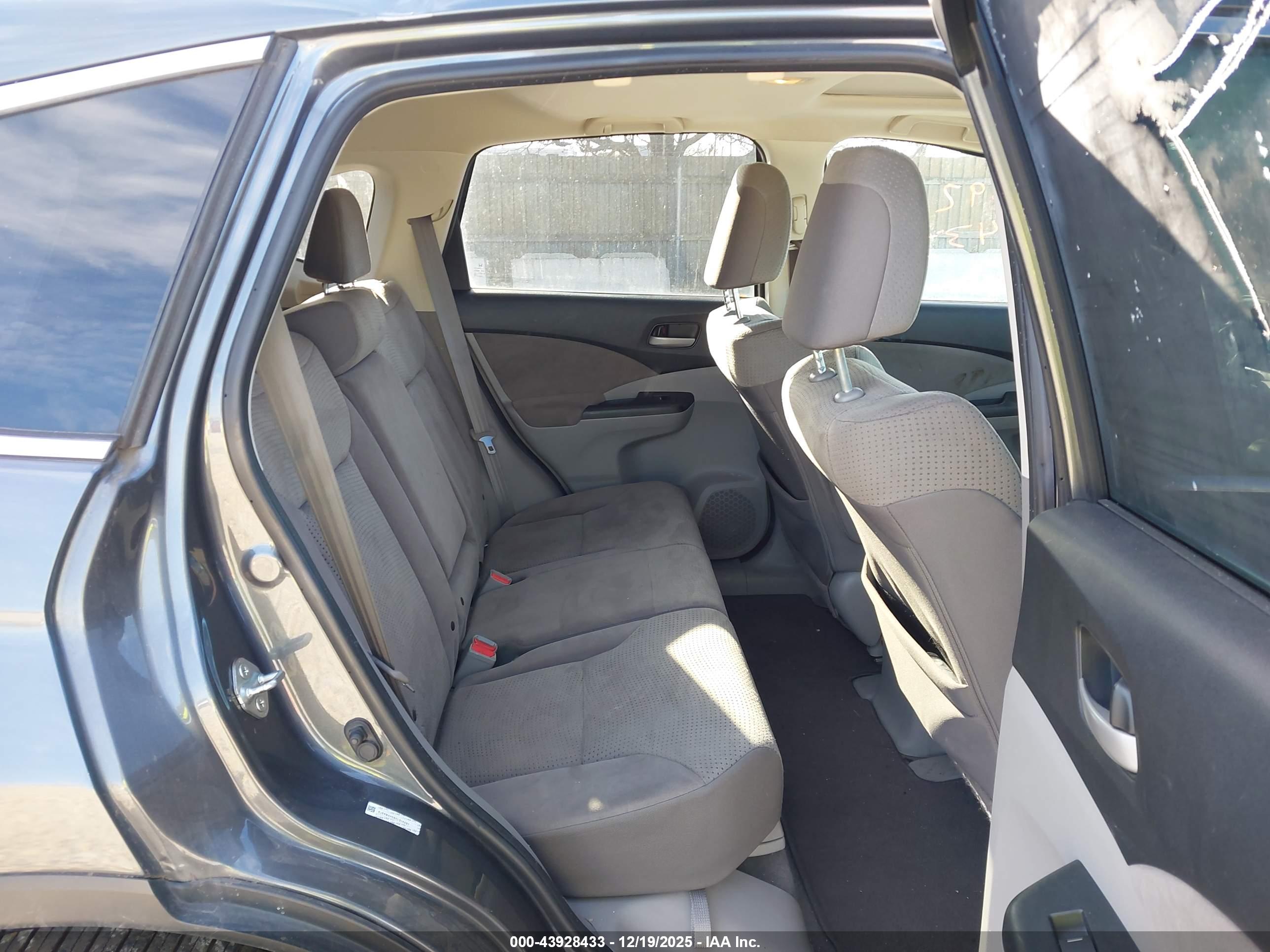 HONDA CR-V image 8