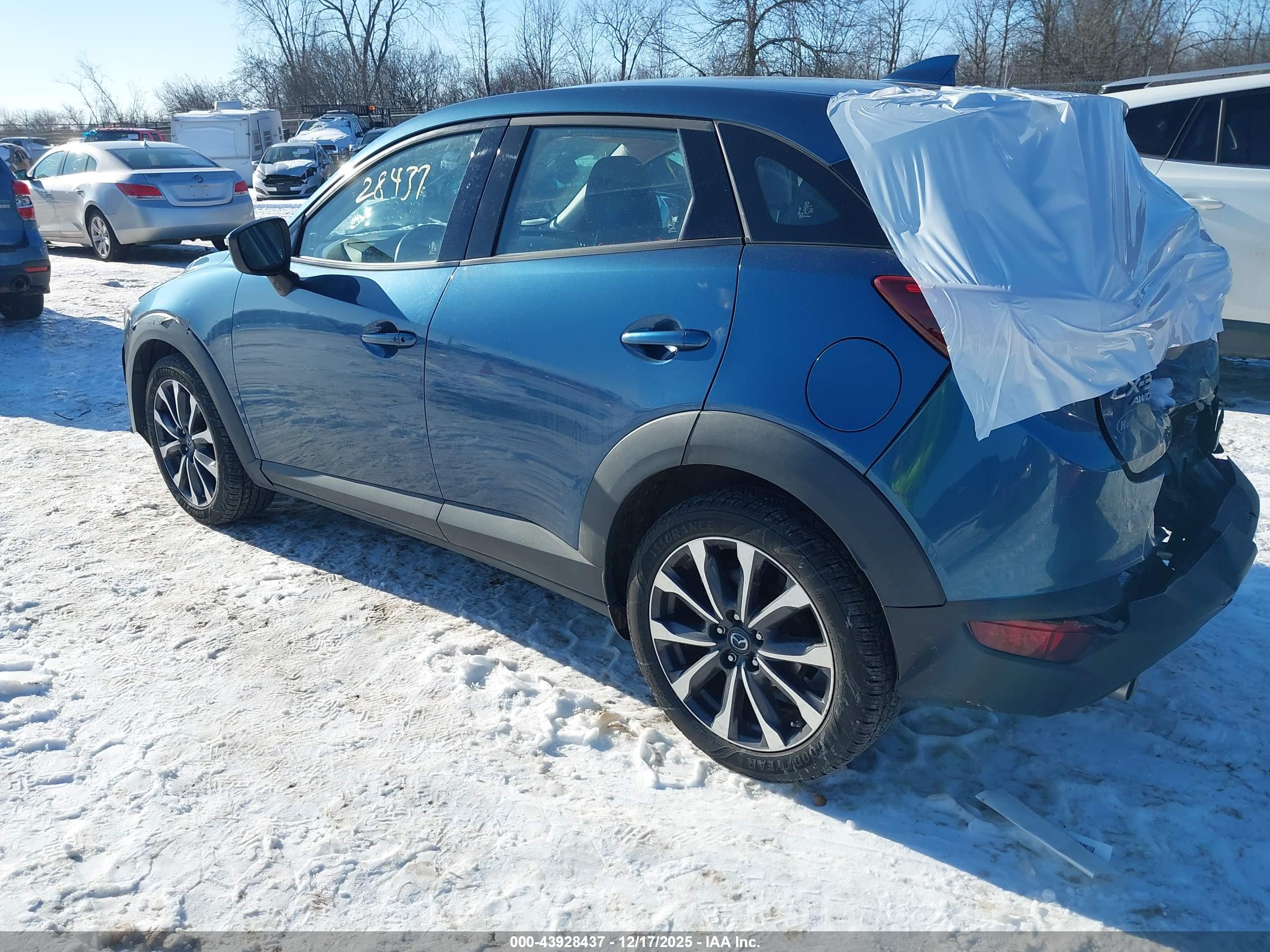 MAZDA CX-3 image 3