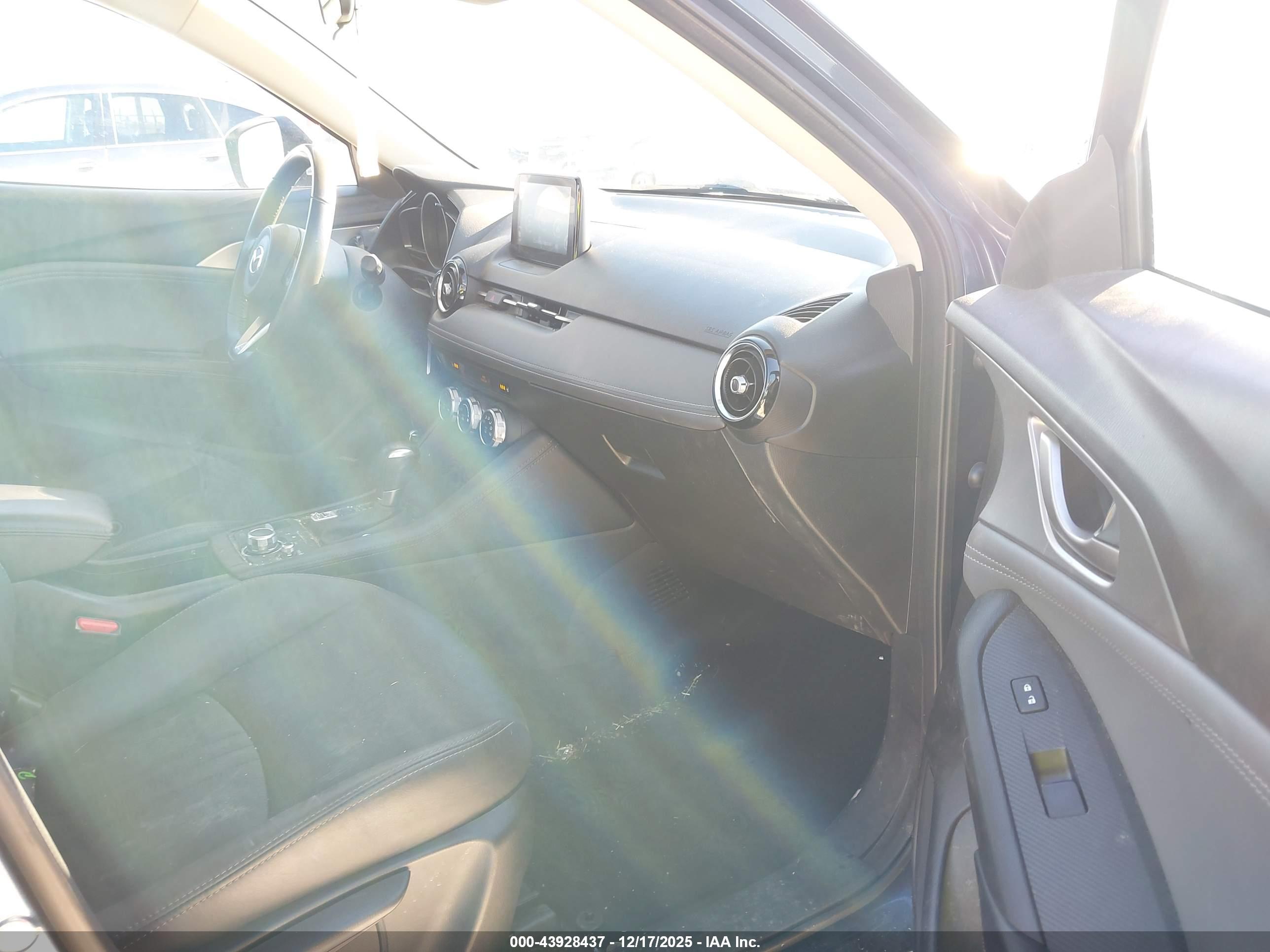 MAZDA CX-3 image 5