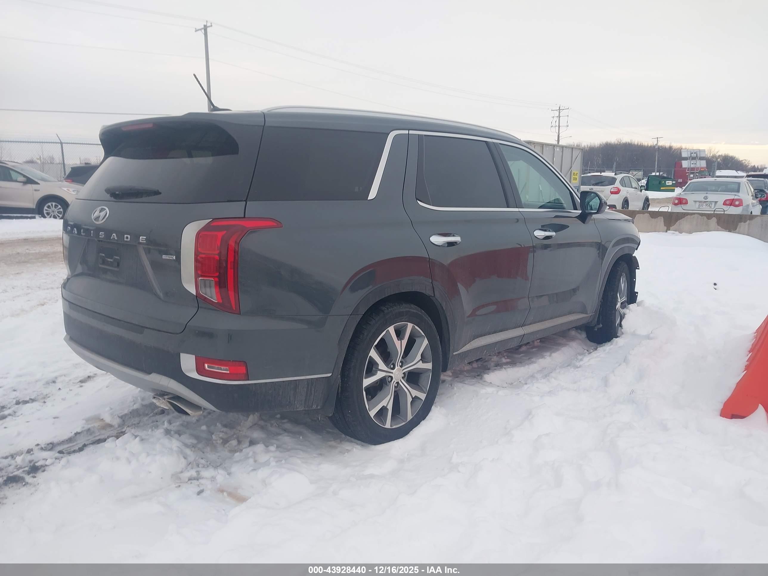 HYUNDAI PALISADE image 4