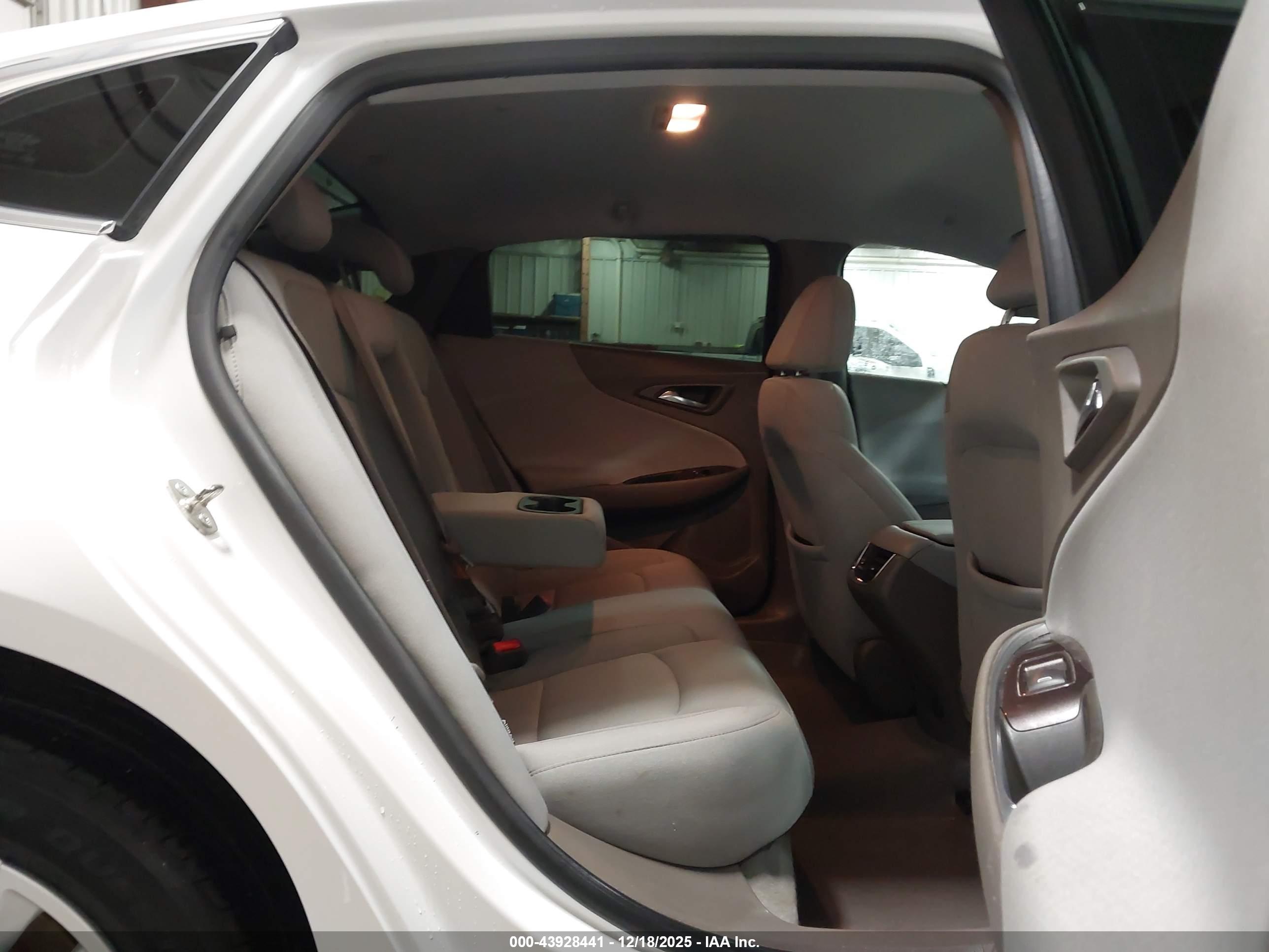 CHEVROLET MALIBU image 8