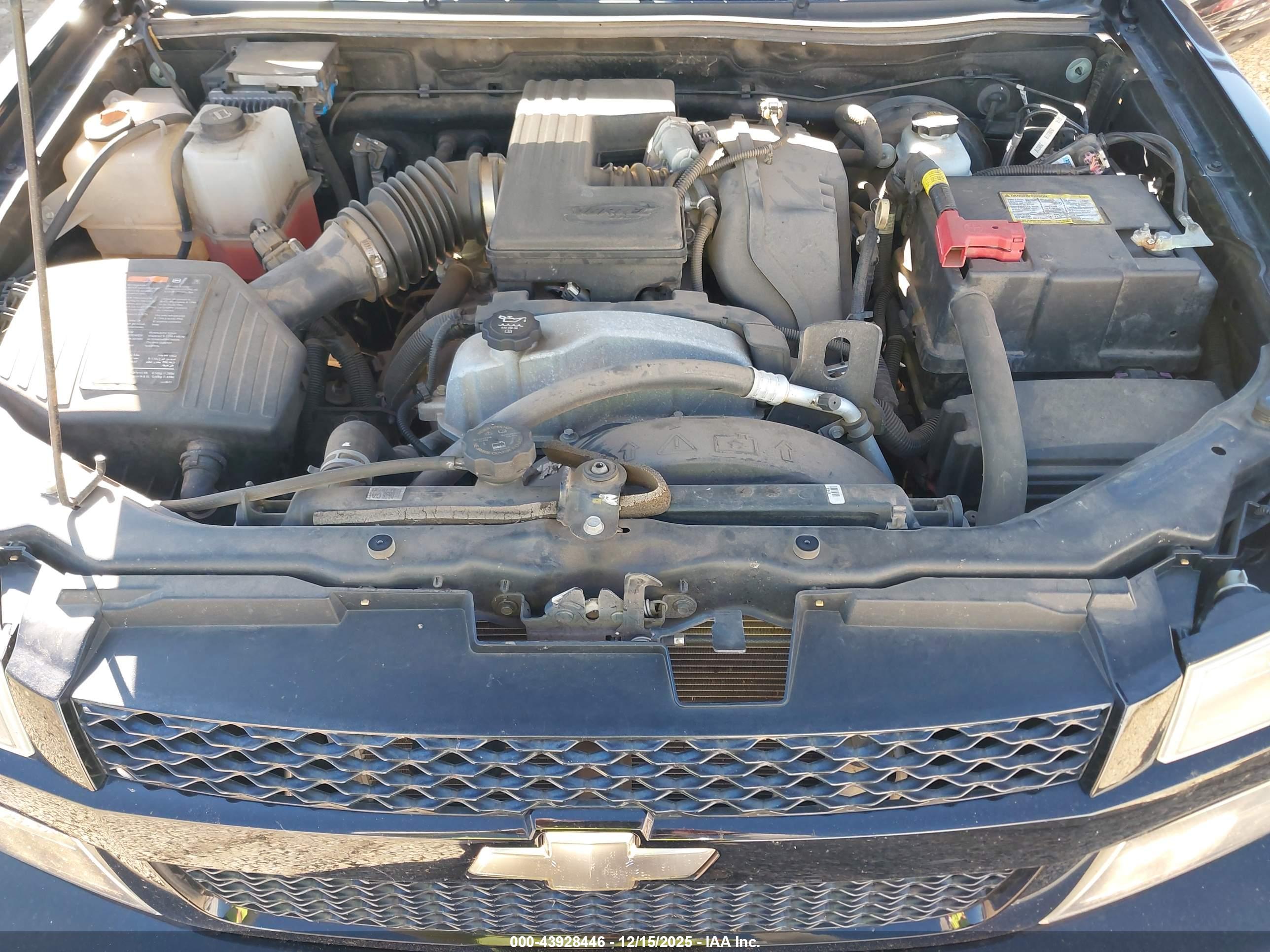 CHEVROLET COLORADO image 10