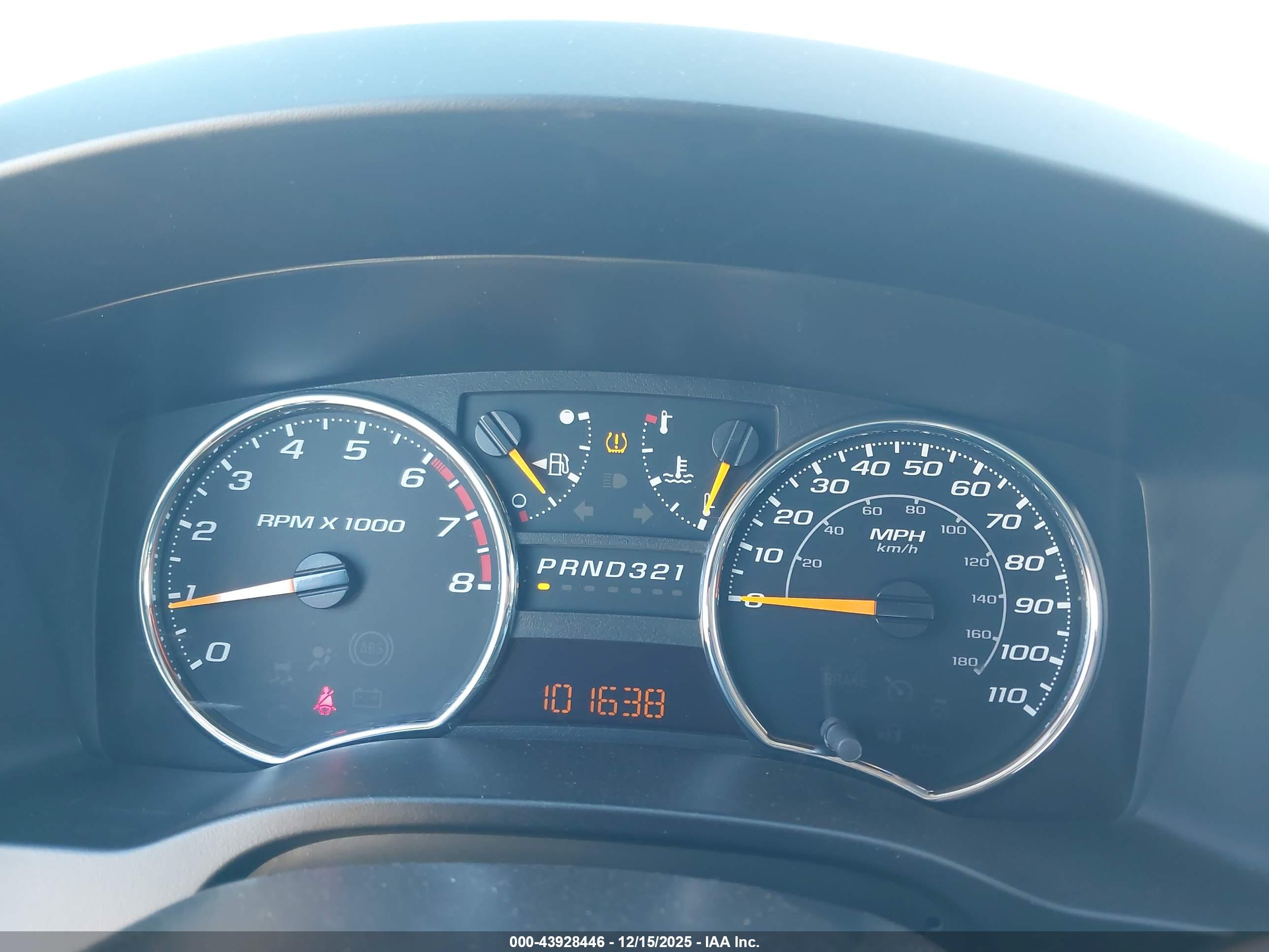 CHEVROLET COLORADO image 7