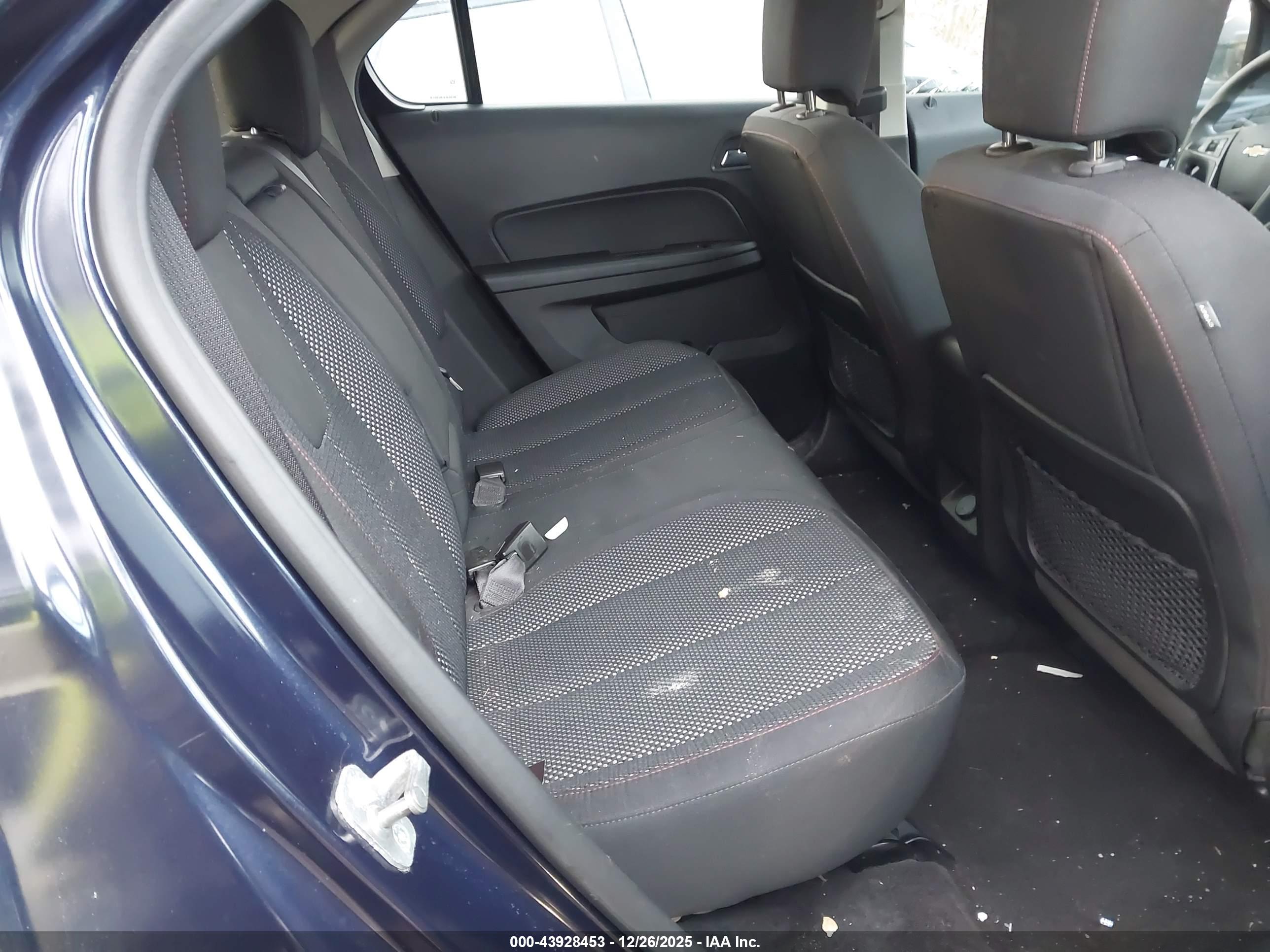 CHEVROLET EQUINOX image 8