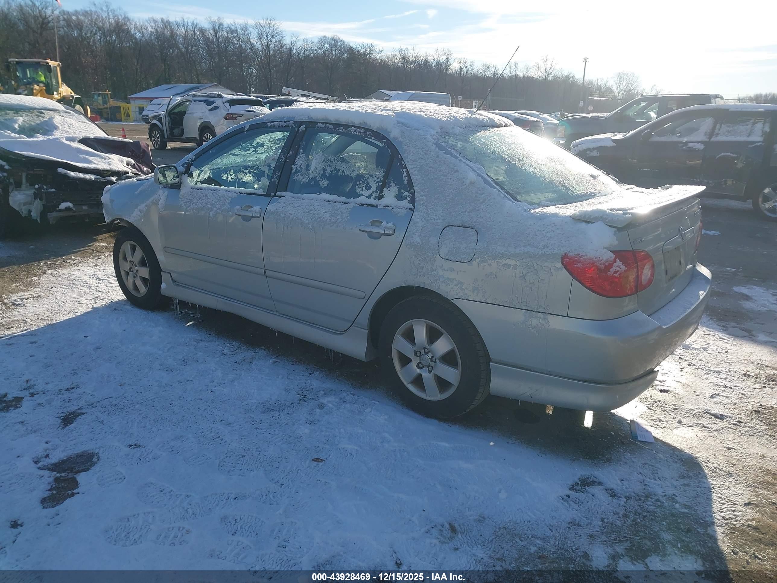 TOYOTA COROLLA image 3