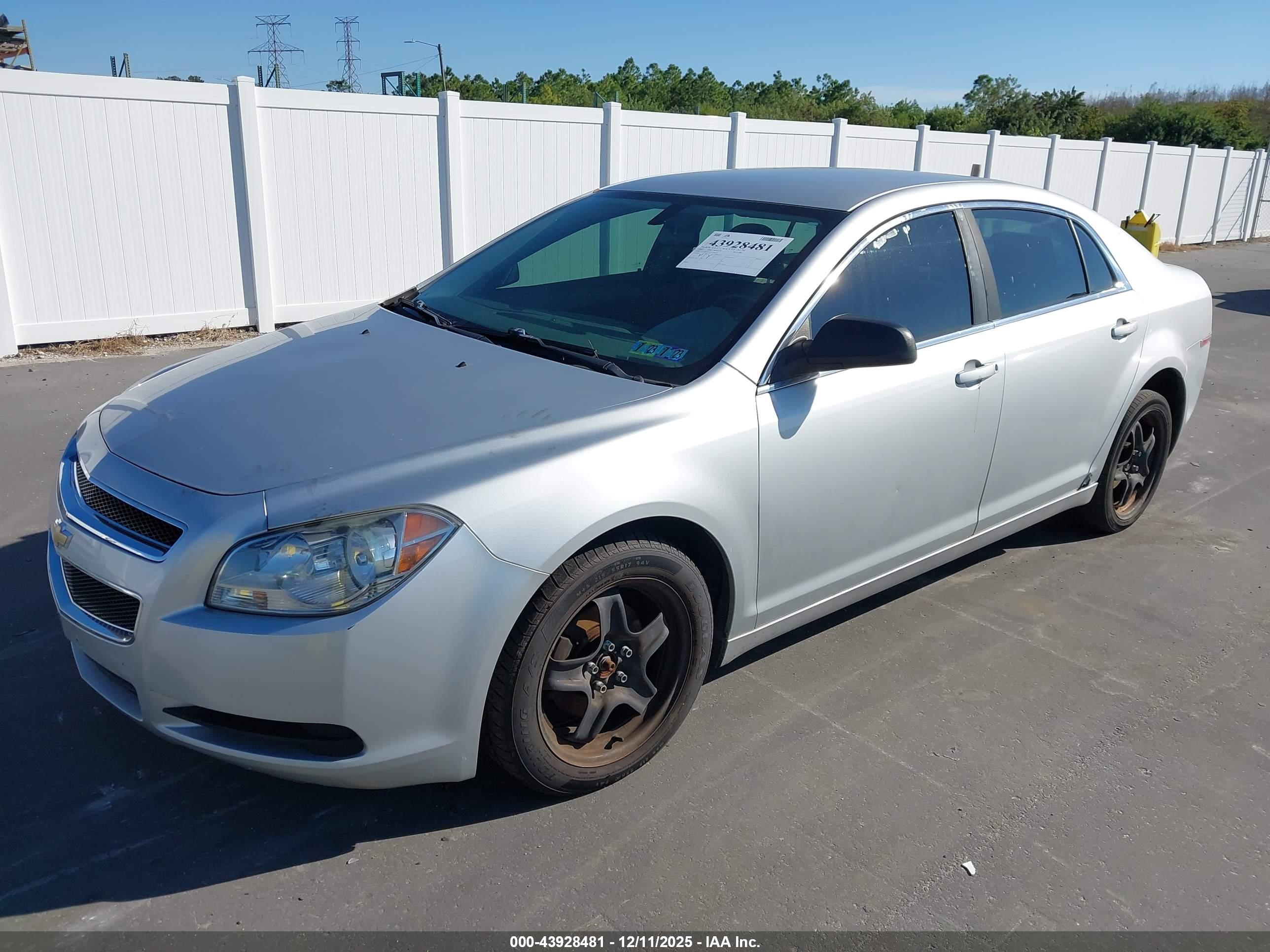 CHEVROLET MALIBU image 2